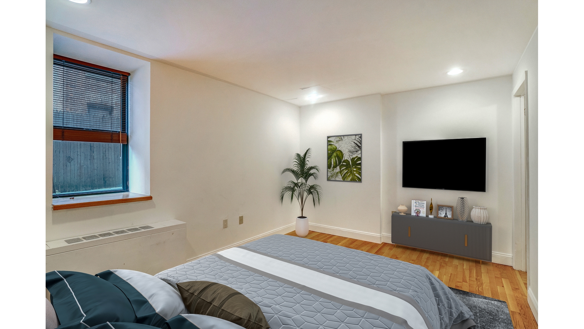 317 W 95TH Street HG