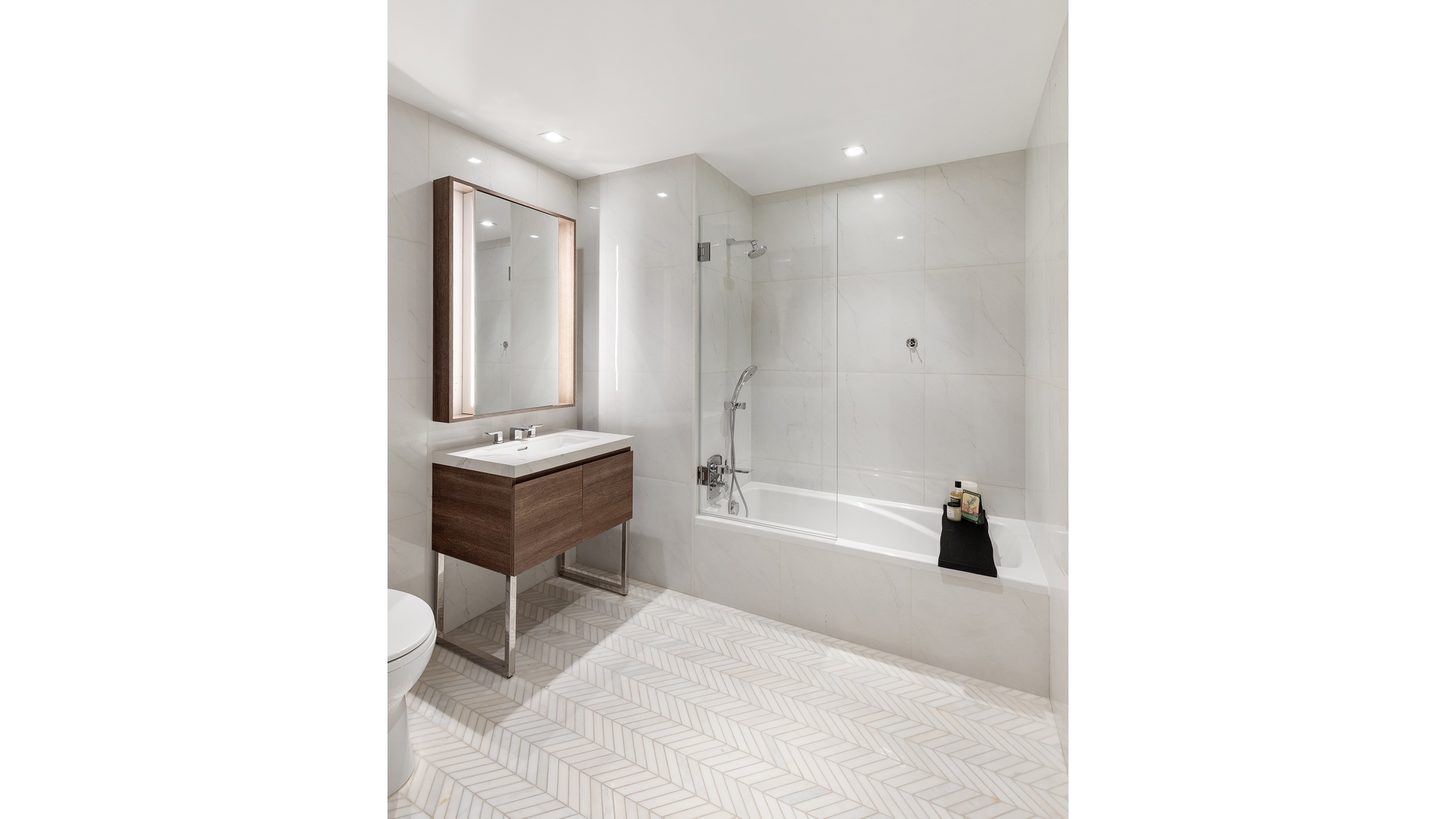 505 W 43RD Street 4H