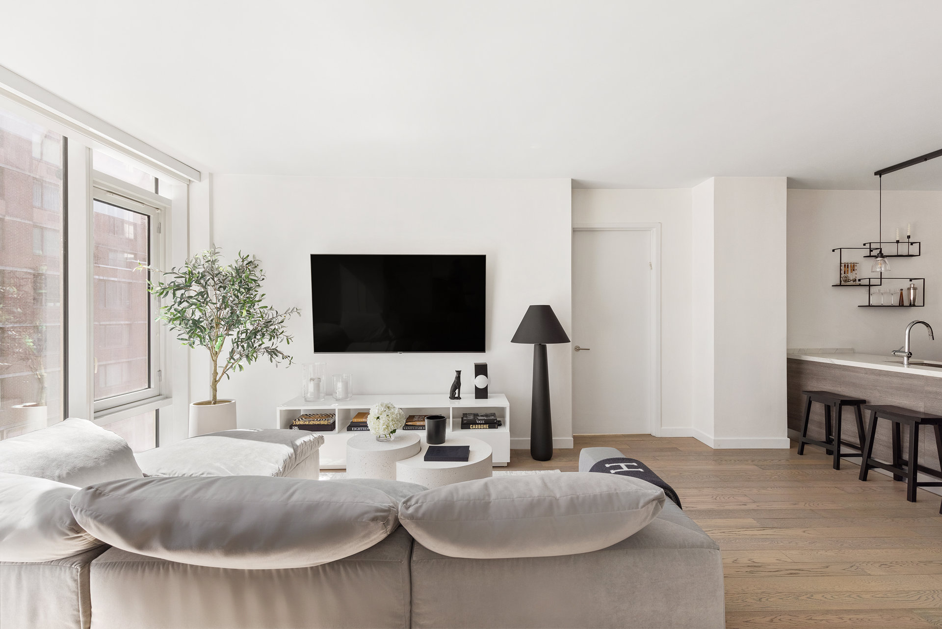 505 W 43RD Street 4H
