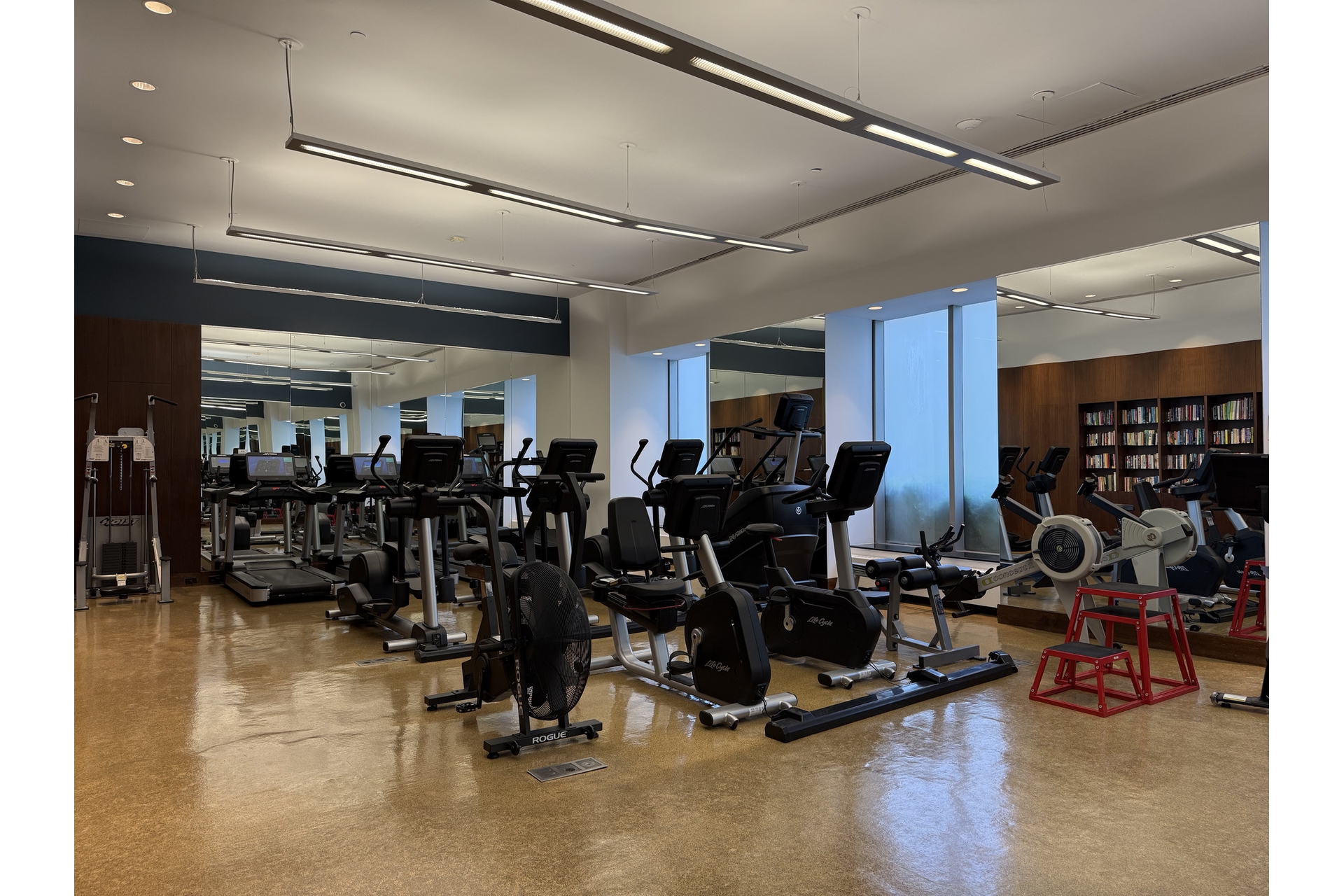 30 WEST Street 22D