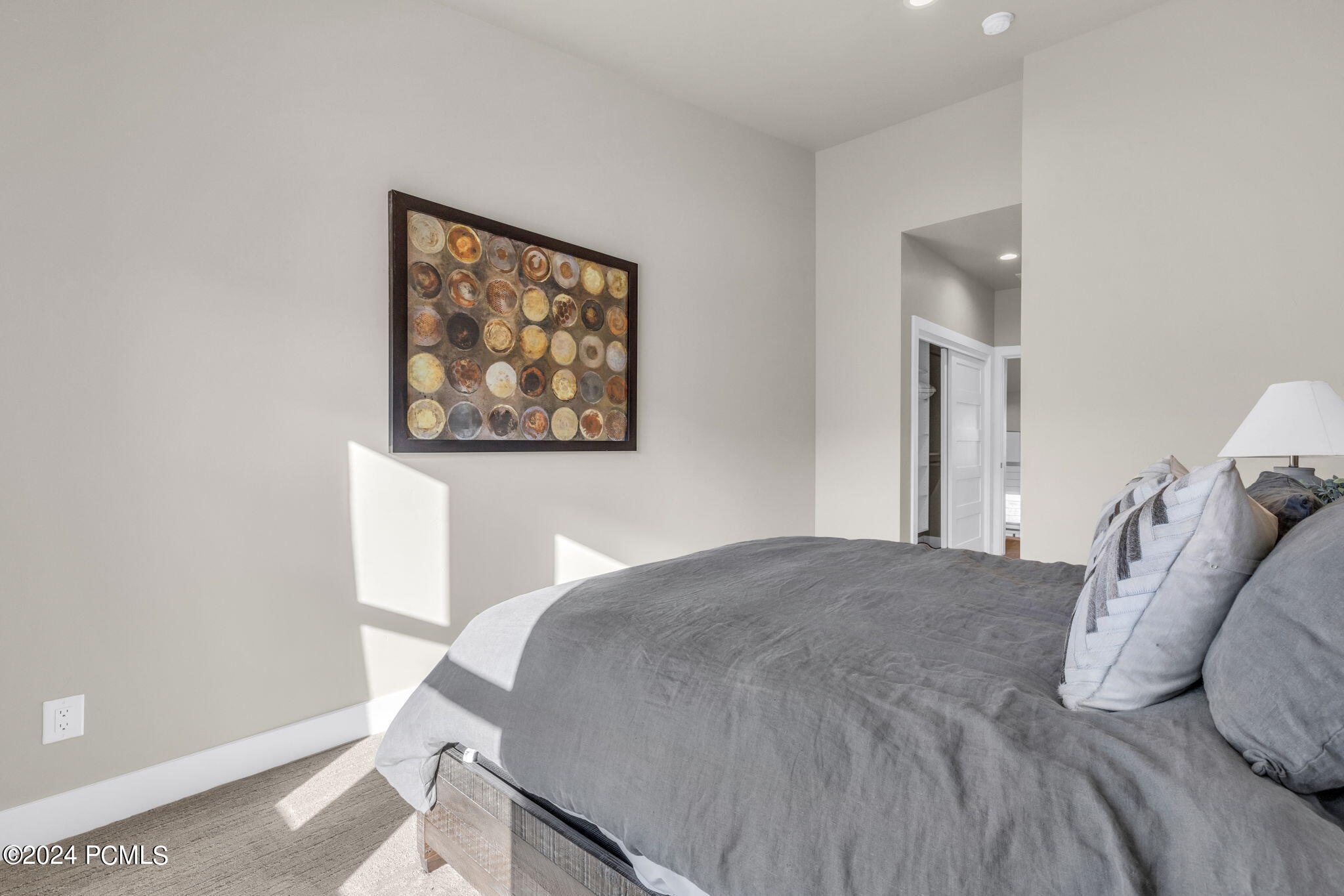 864 W Eland Circle, 53