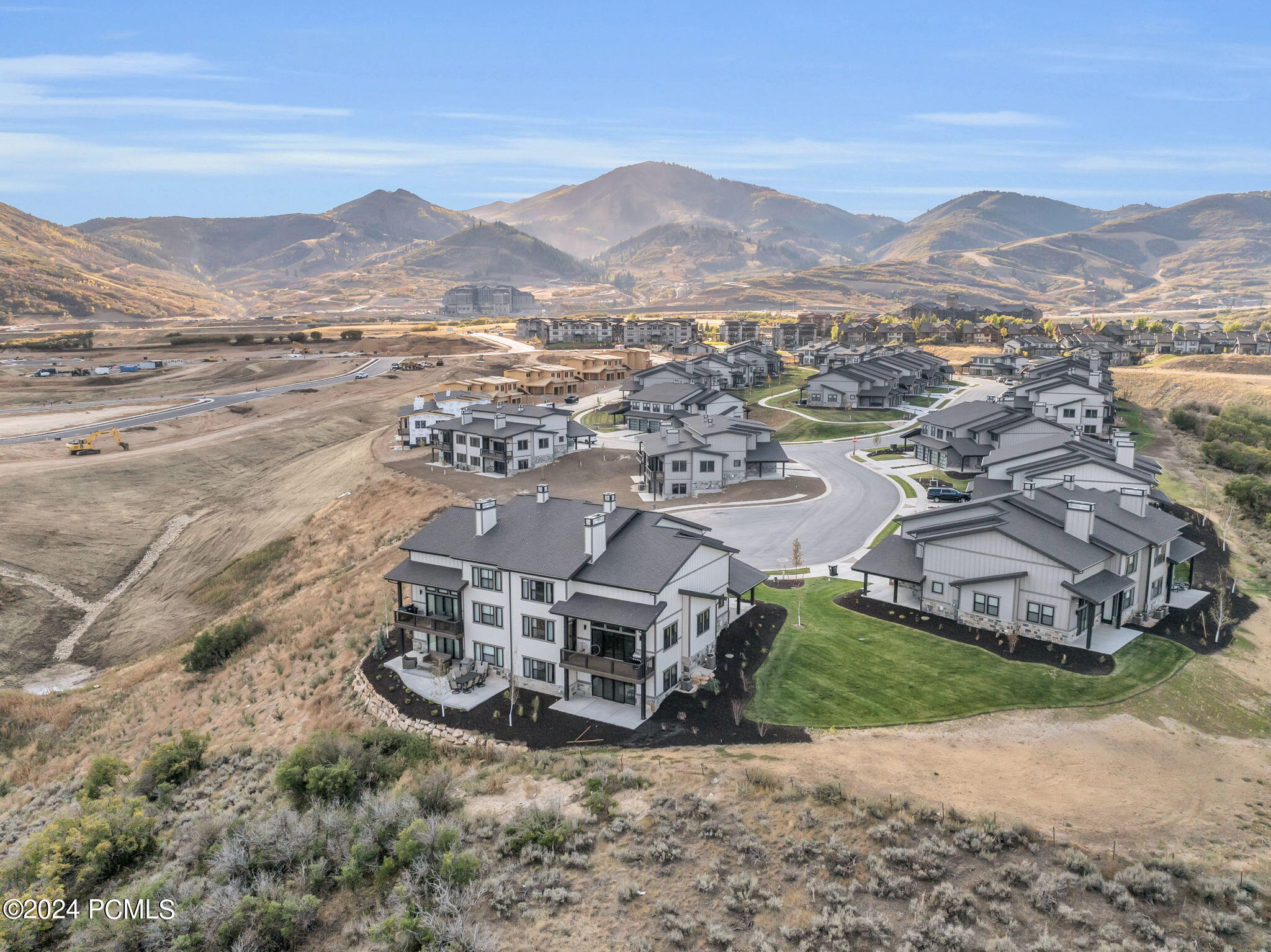 864 W Eland Circle, 53