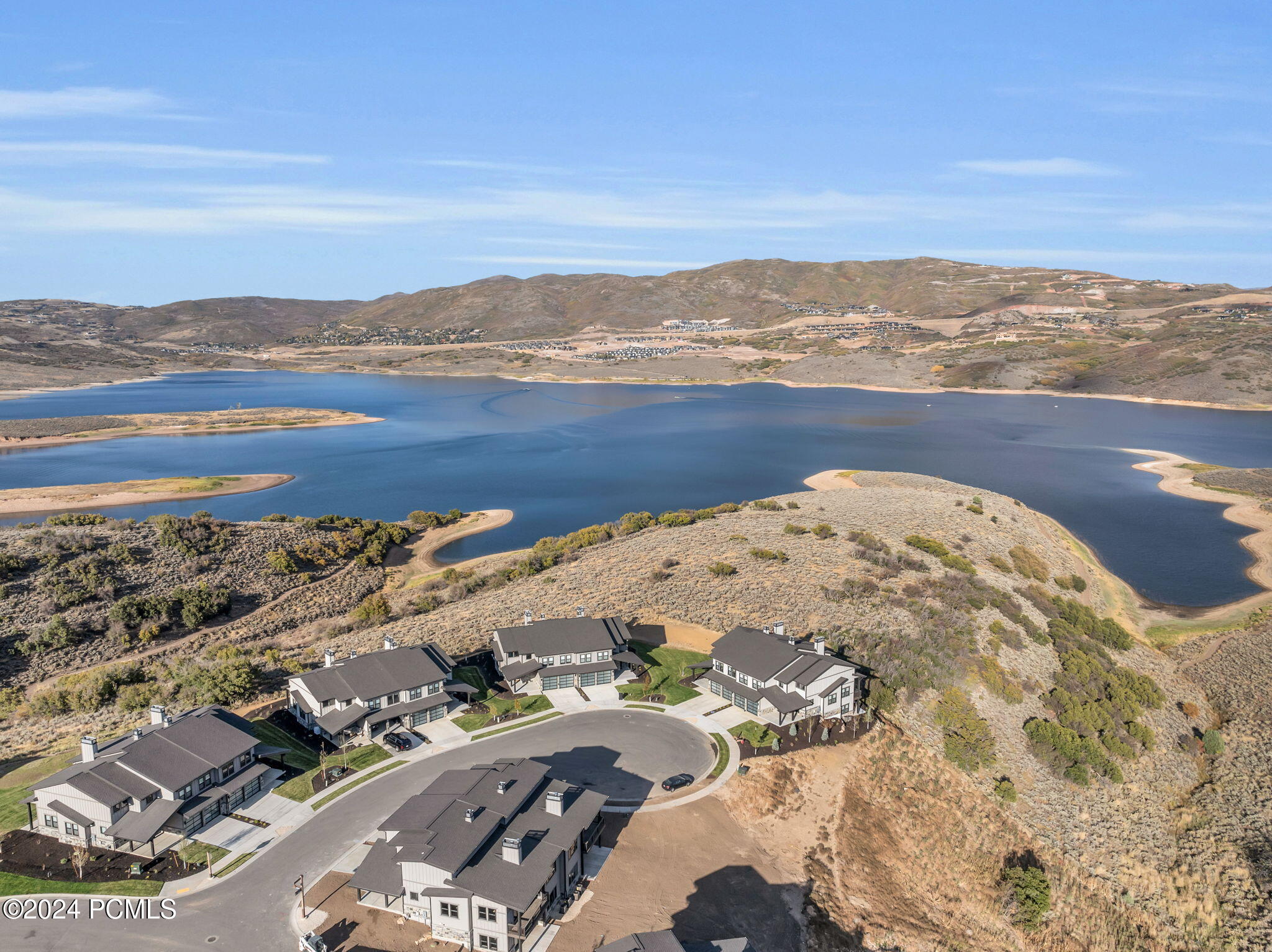 864 W Eland Circle, 53