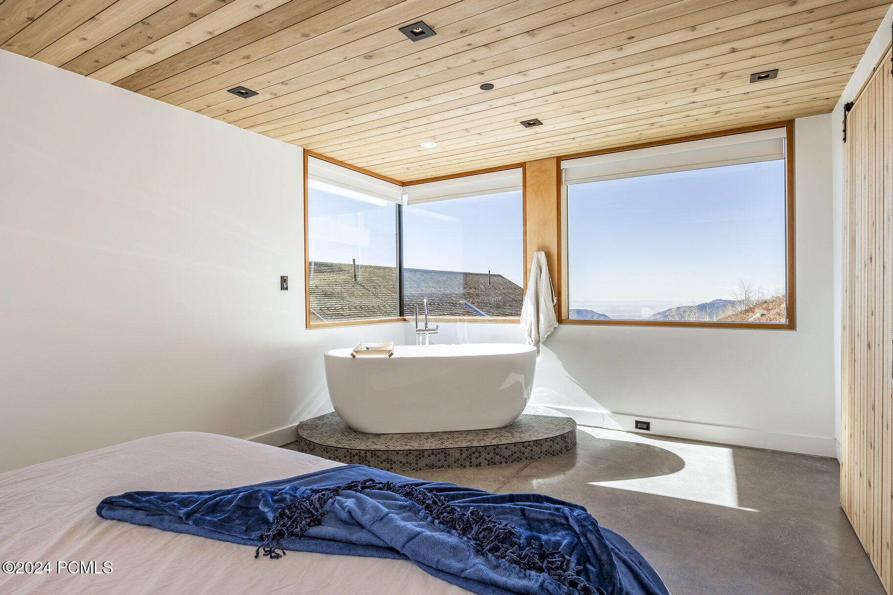 7762 E Horizon Run Road