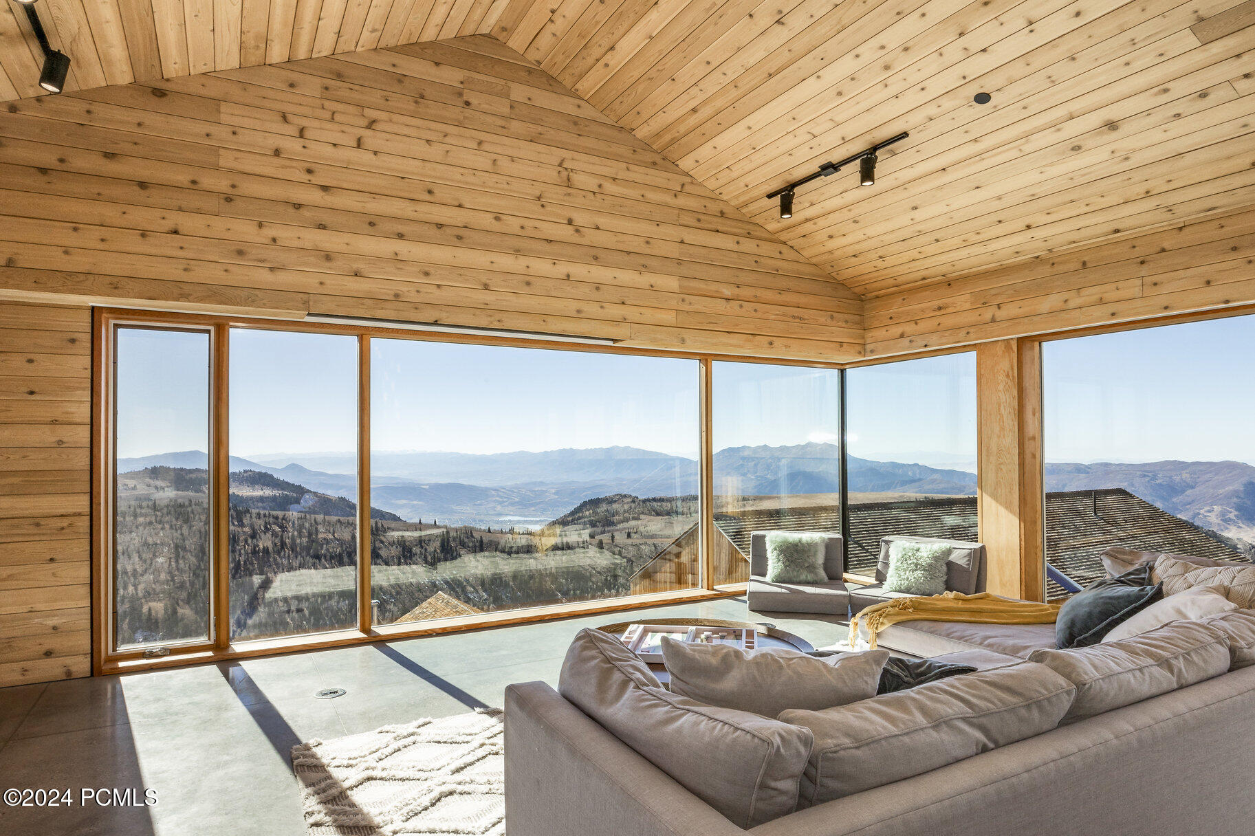 7762 E Horizon Run Road