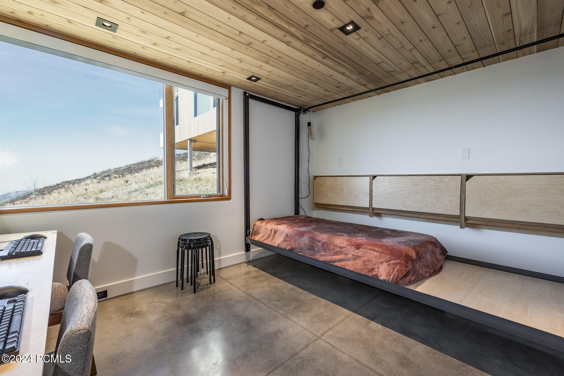 7762 E Horizon Run Road