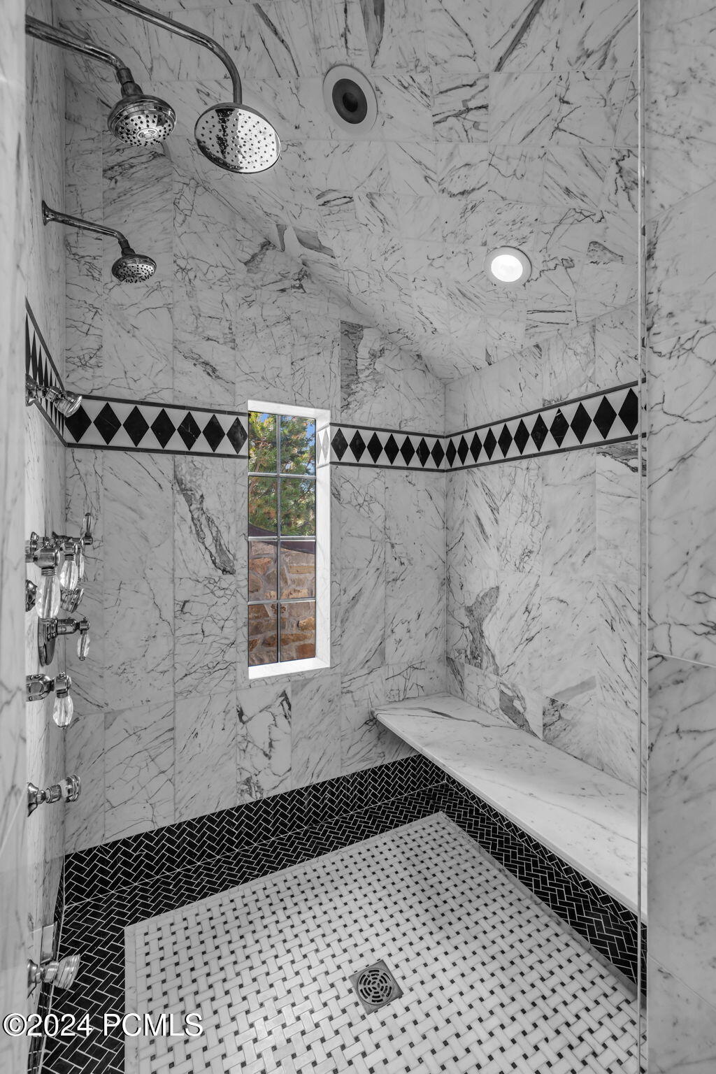 2743 Meadow Creek Drive