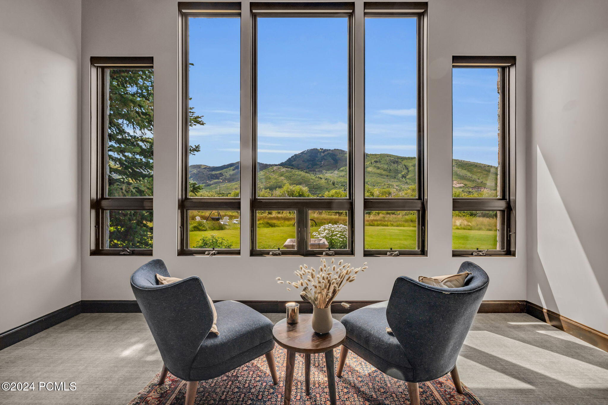 2743 Meadow Creek Drive