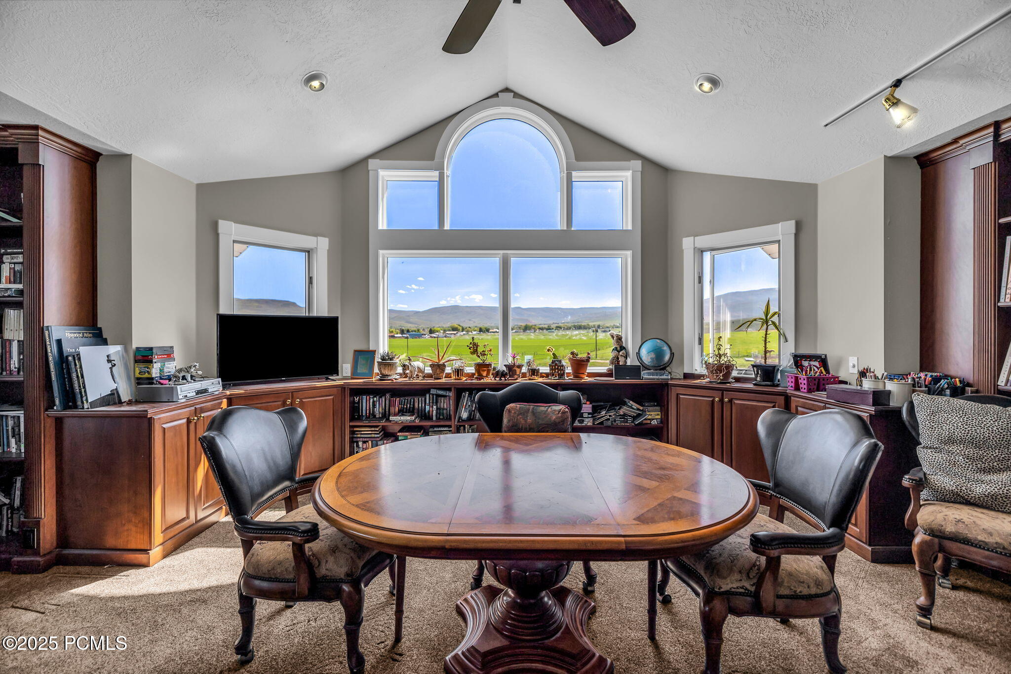 2410 E Center Creek Road