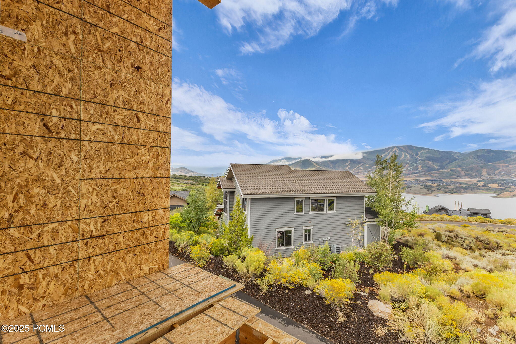 10740 N Hideout Trail