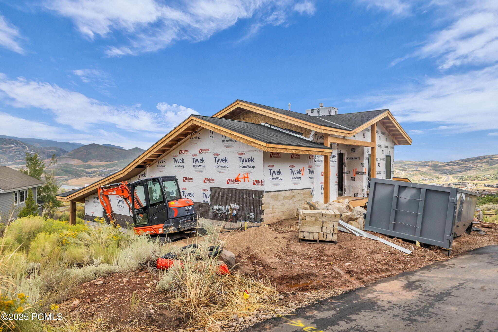 10740 N Hideout Trail