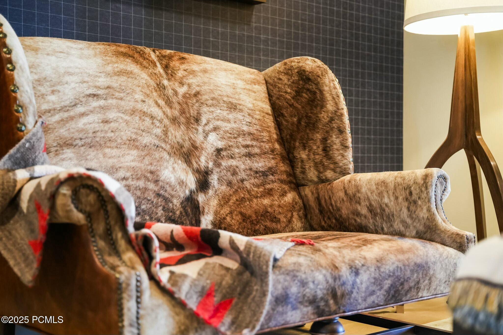 5329 N Lauralwood Street