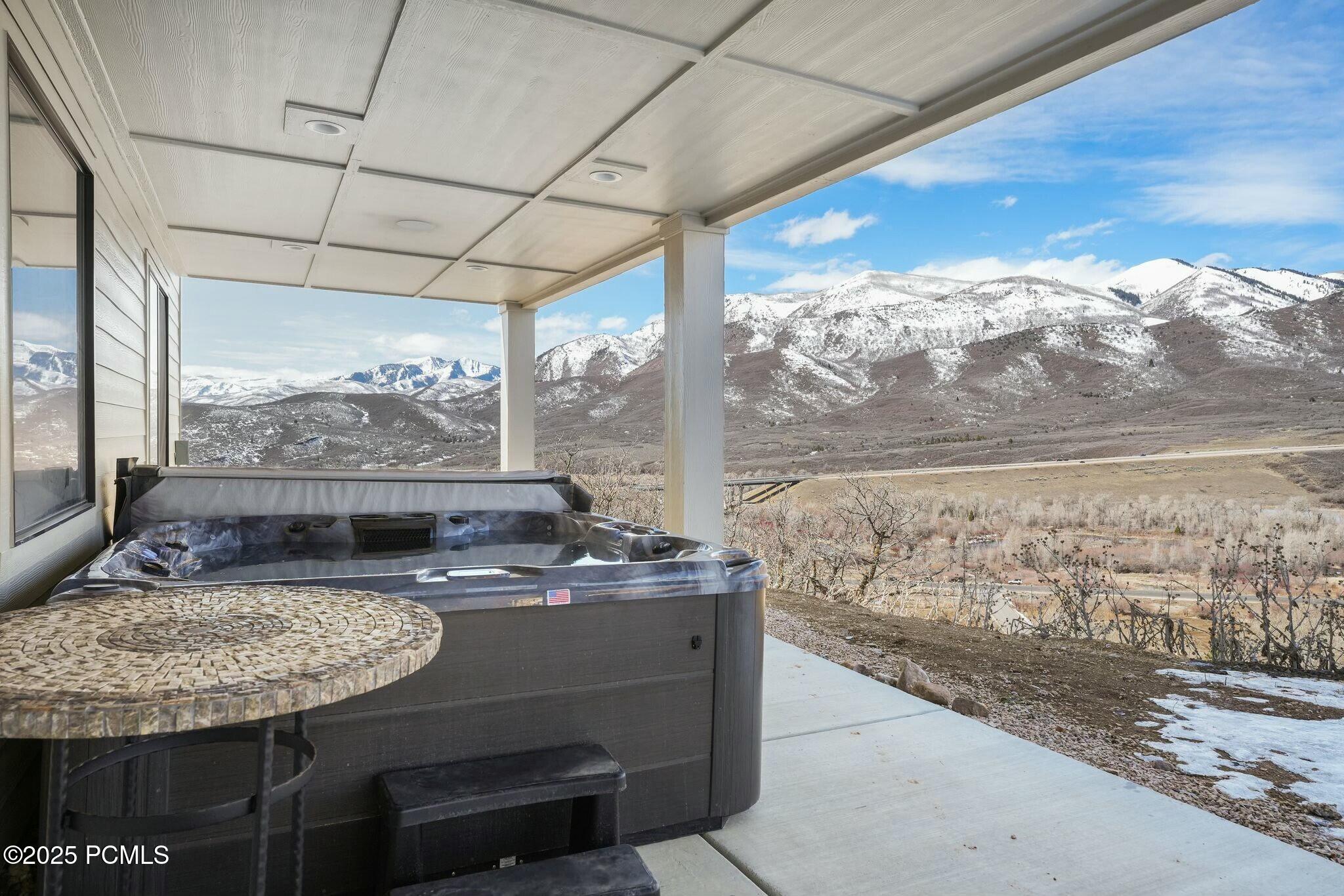 5329 N Lauralwood Street