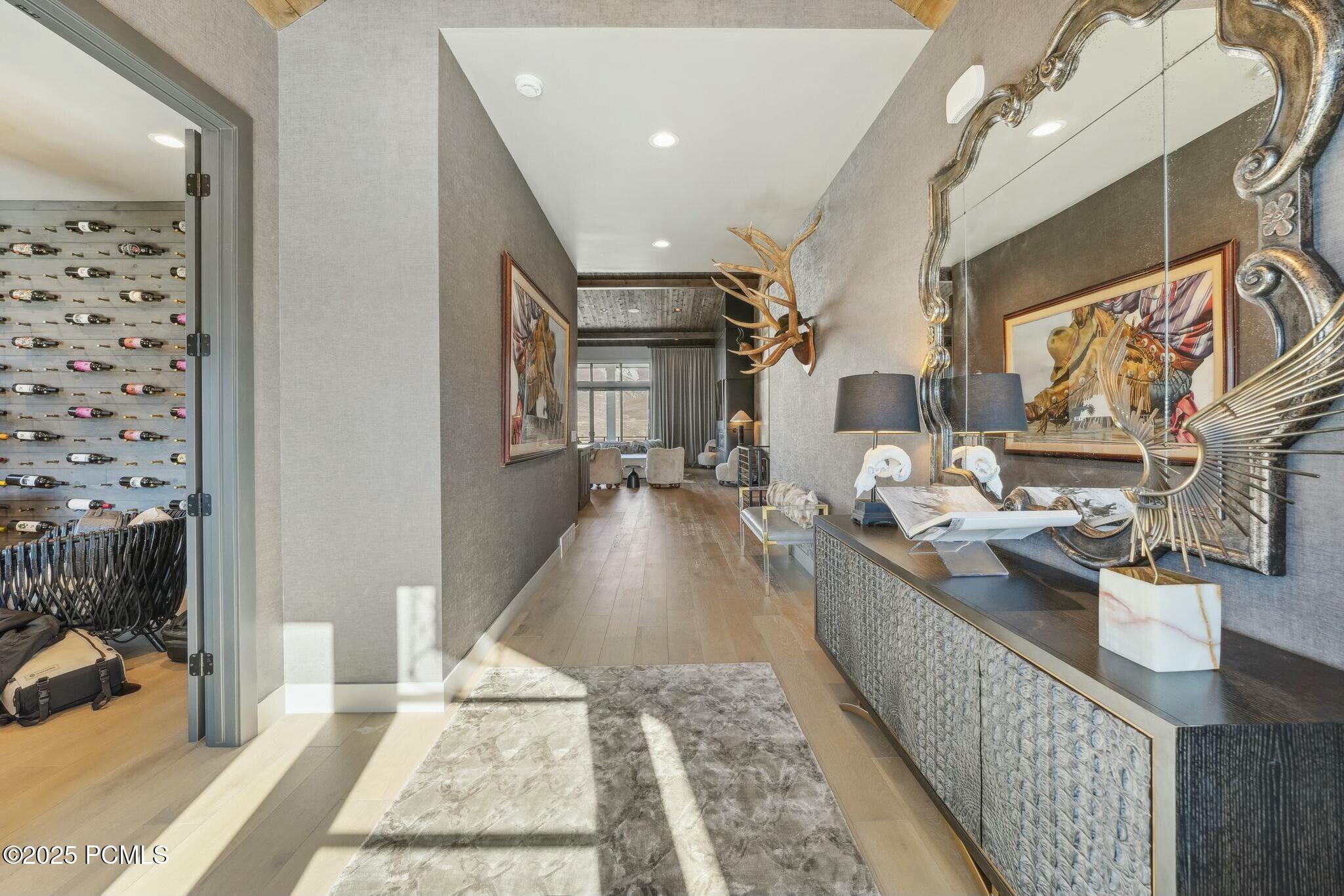 5329 N Lauralwood Street