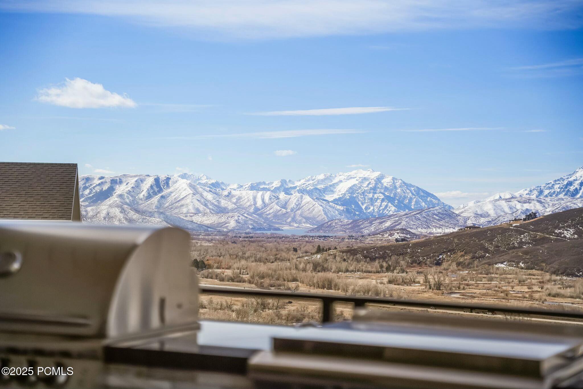 5329 N Lauralwood Street