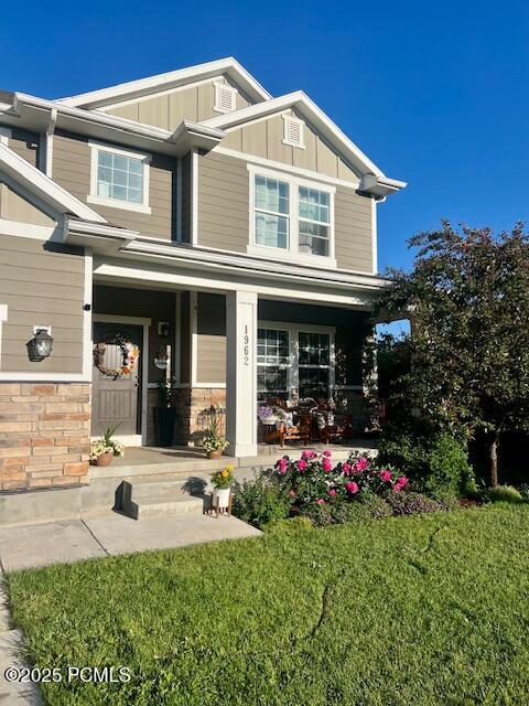 1962 Bluff Crest Road