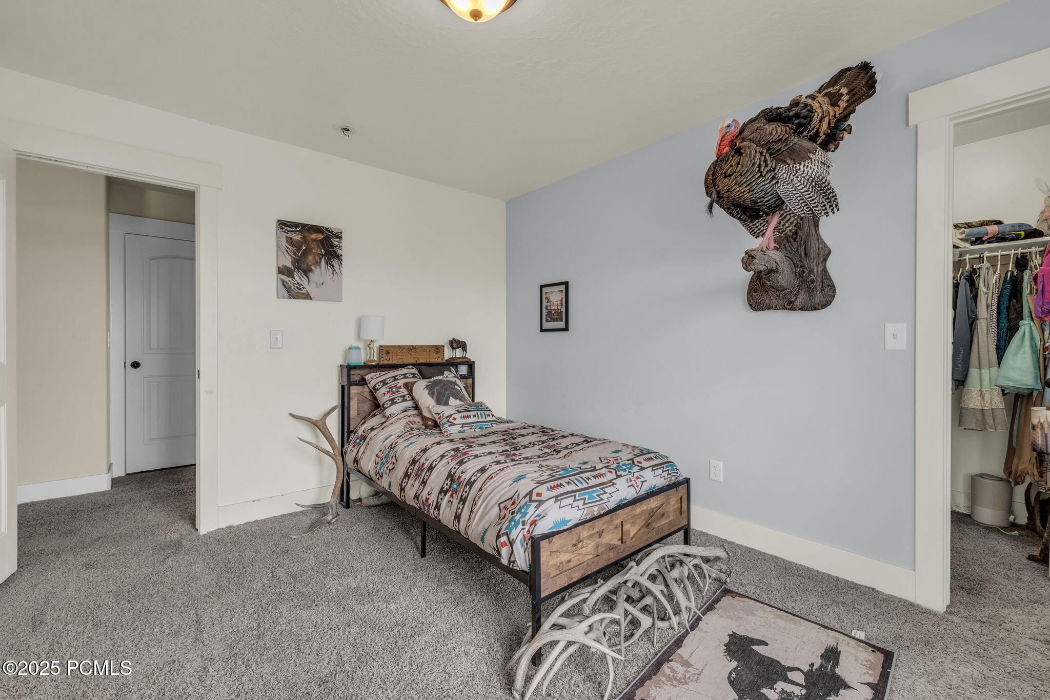 1962 Bluff Crest Road