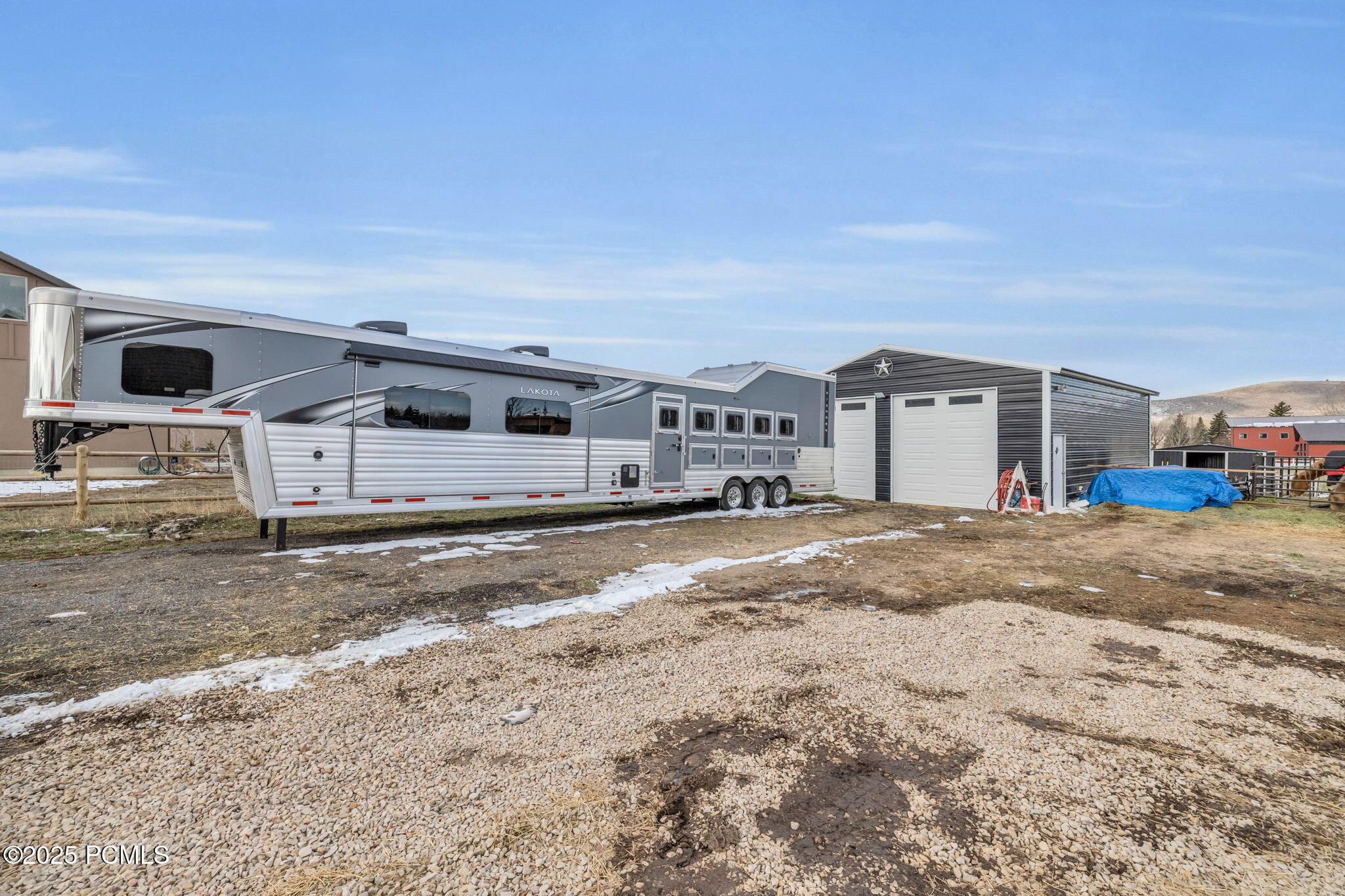 1962 Bluff Crest Road