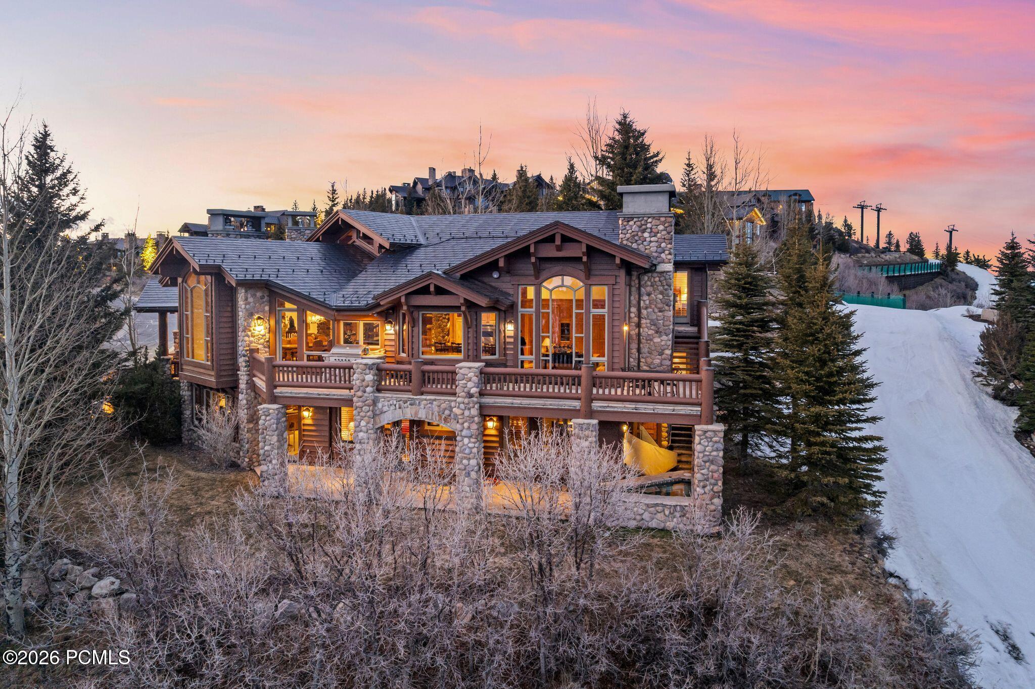 9968 Summit View Drive