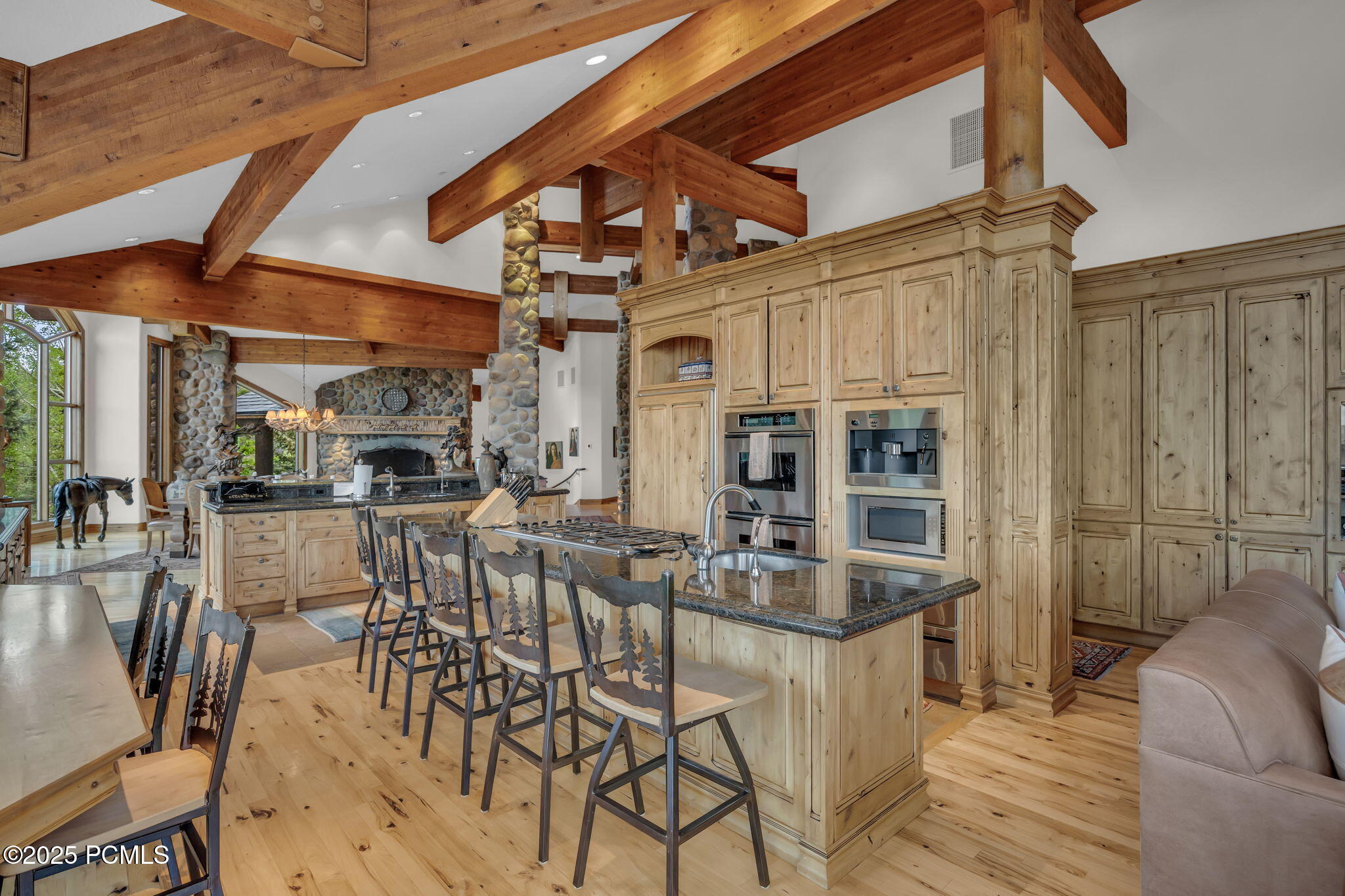 9968 Summit View Drive