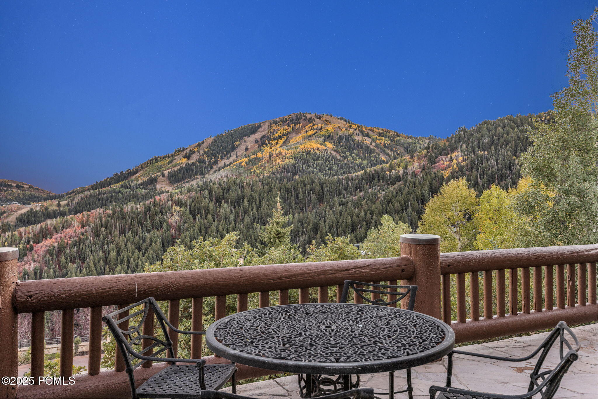 9968 Summit View Drive