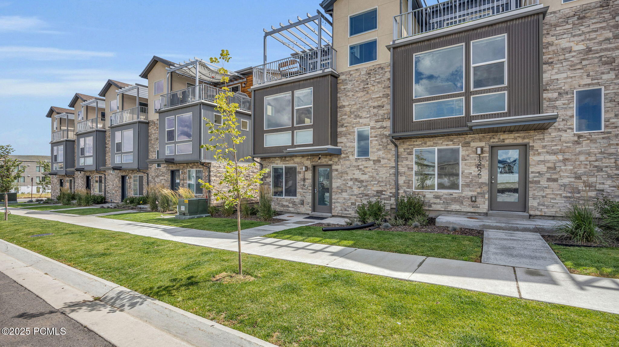 1386 Village Green Trail