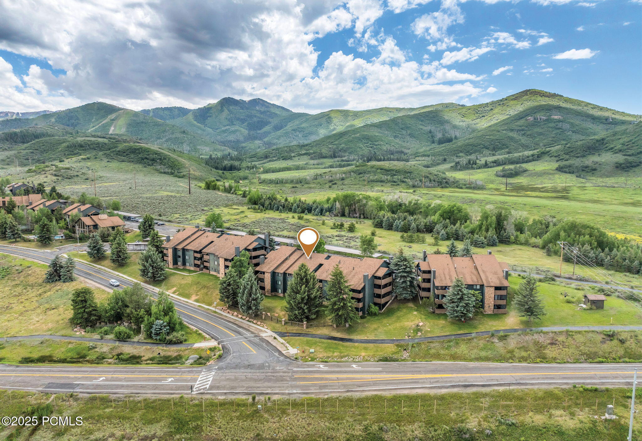 7065 N 2200 West, 2e