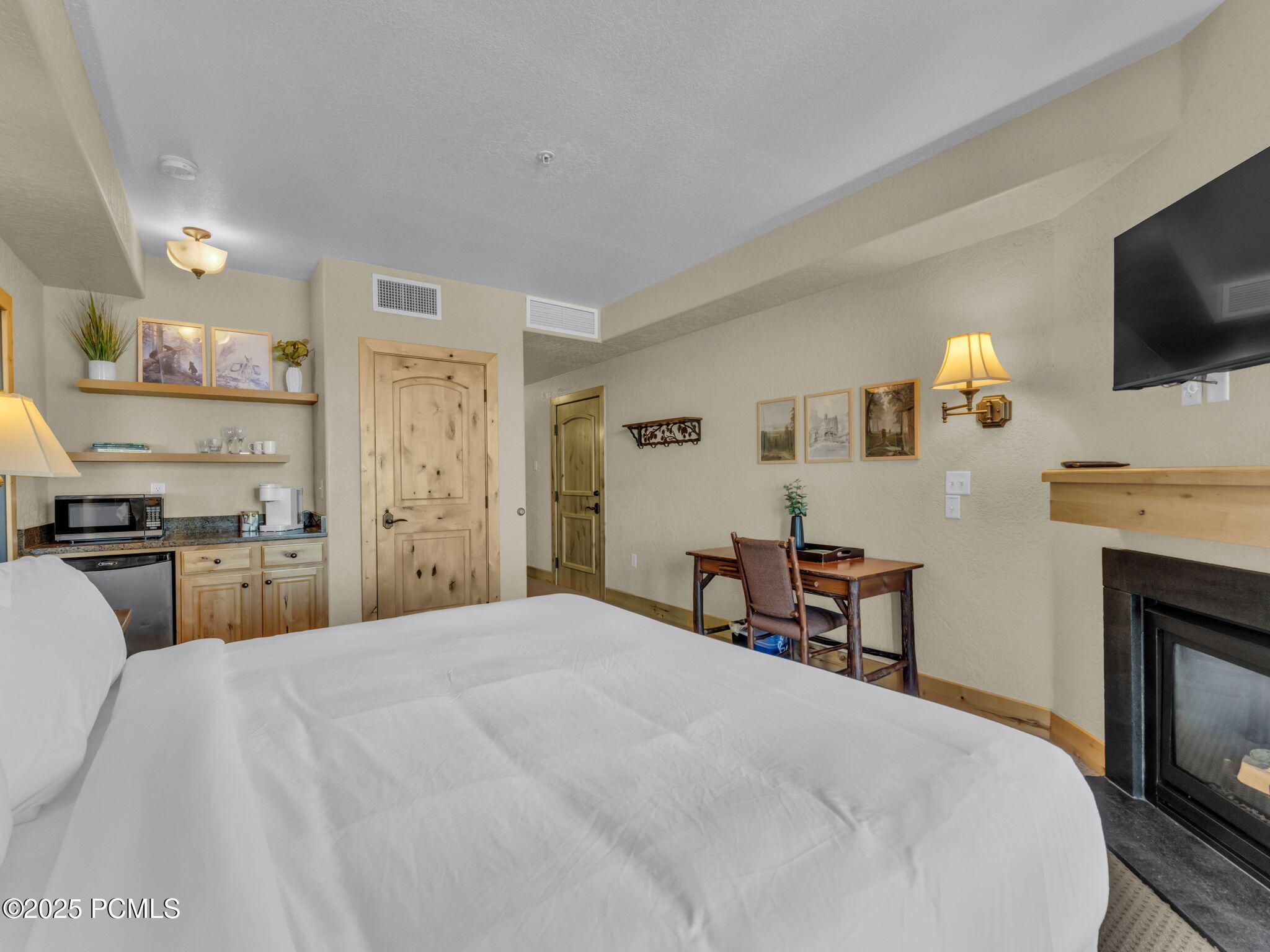 2653 W Canyons Resort Drive, 420