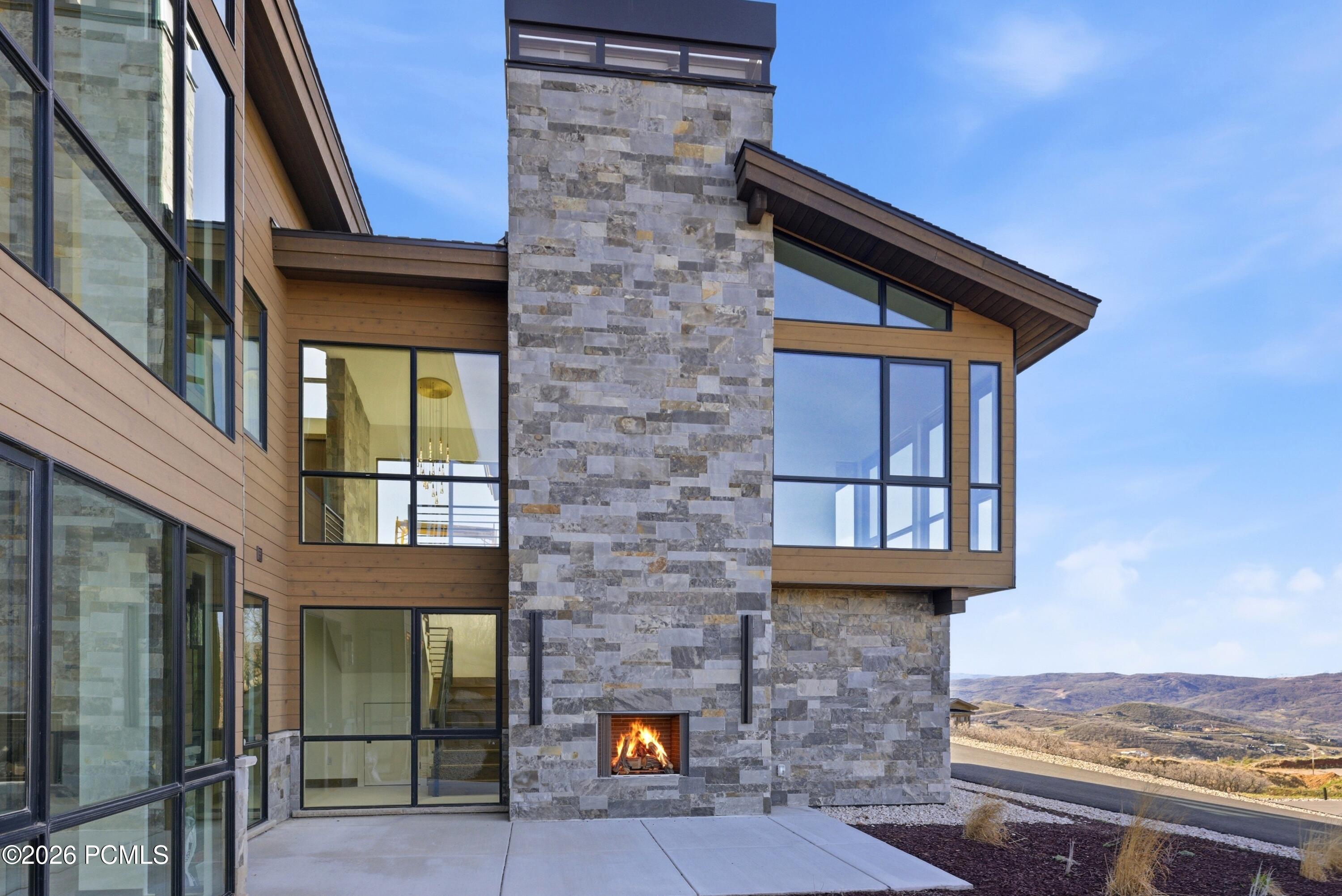 11004 N Wrangler Circle