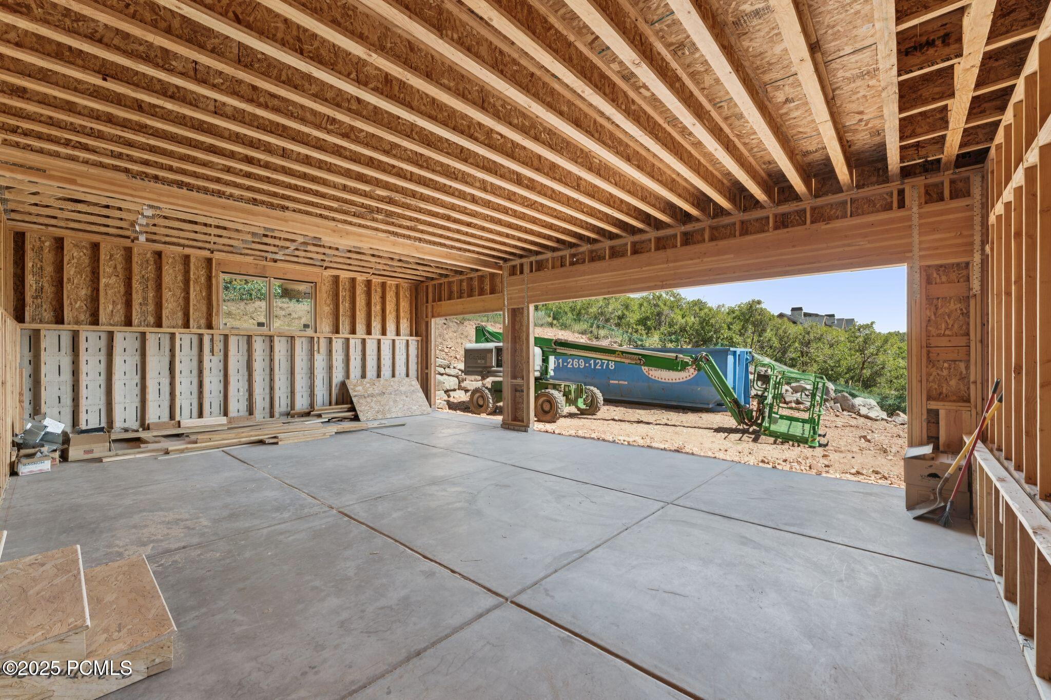 11004 N Wrangler Circle