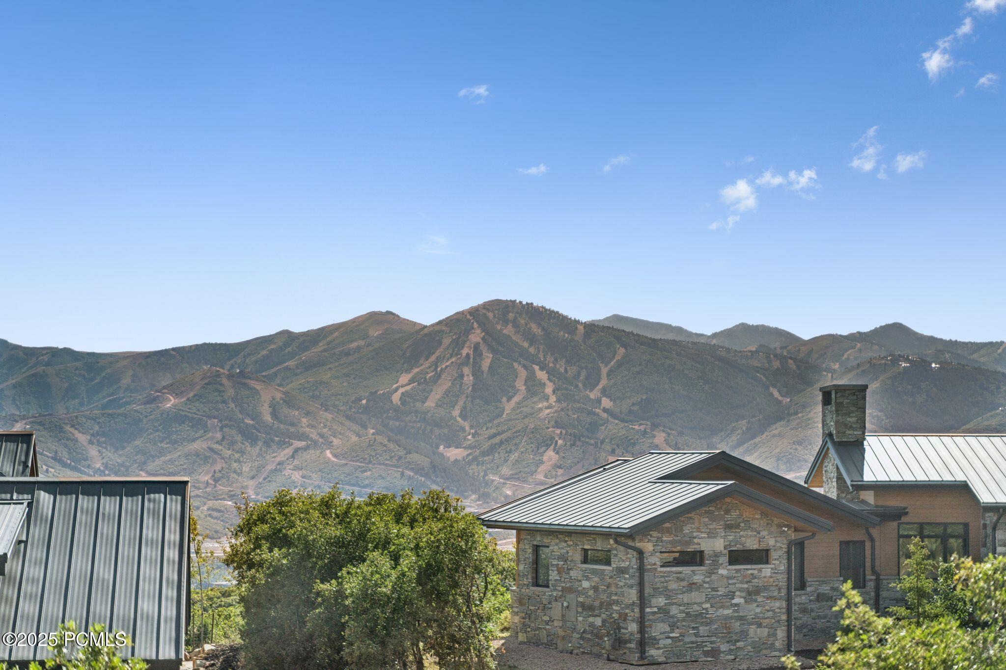 11004 N Wrangler Circle