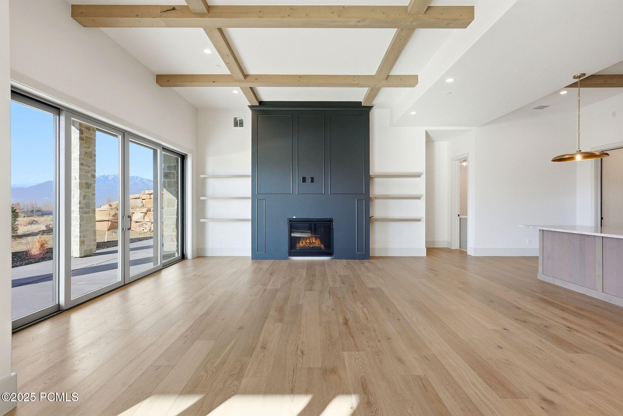 197 N Abajo Peak Way