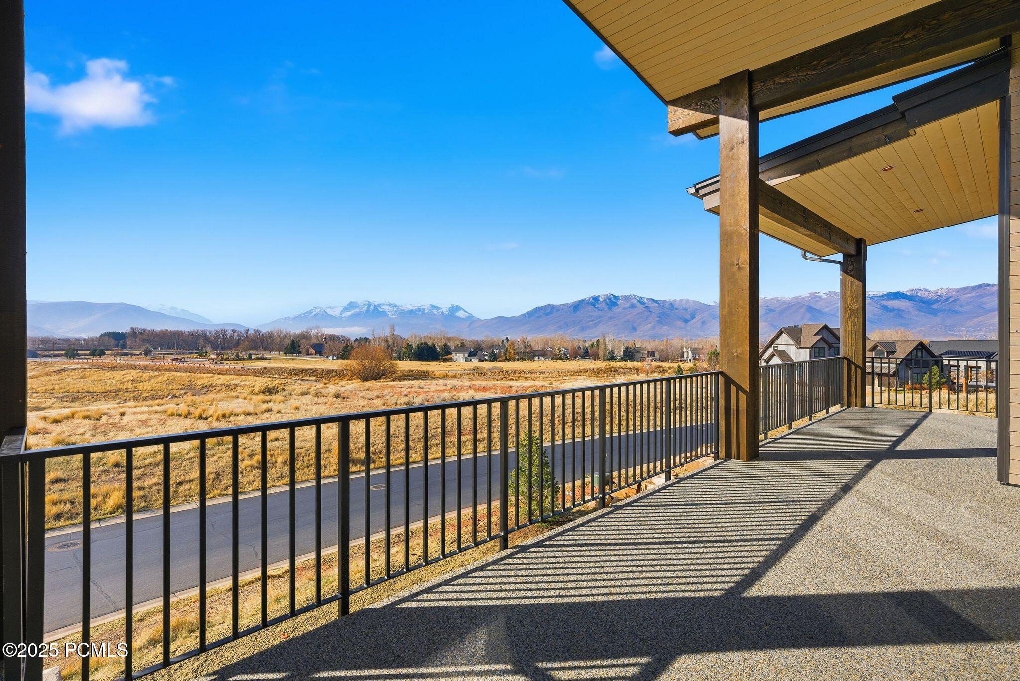 197 N Abajo Peak Way