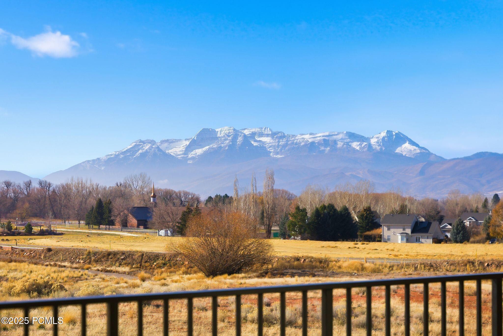 197 N Abajo Peak Way