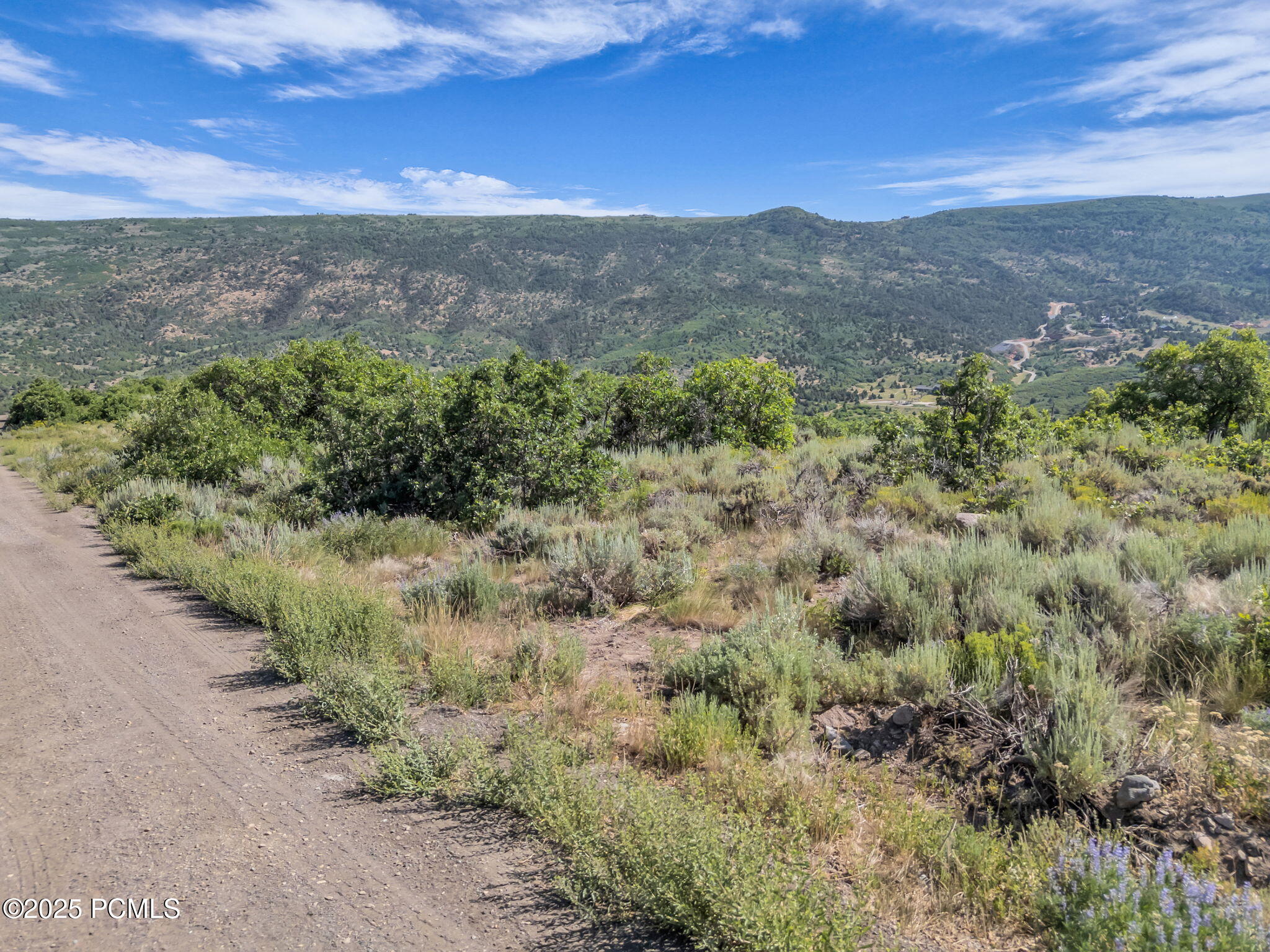 1819 Ridgeline Drive