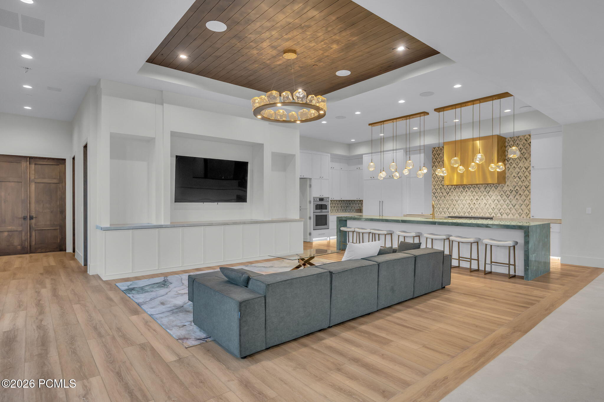 867 S Summit Creek Drive