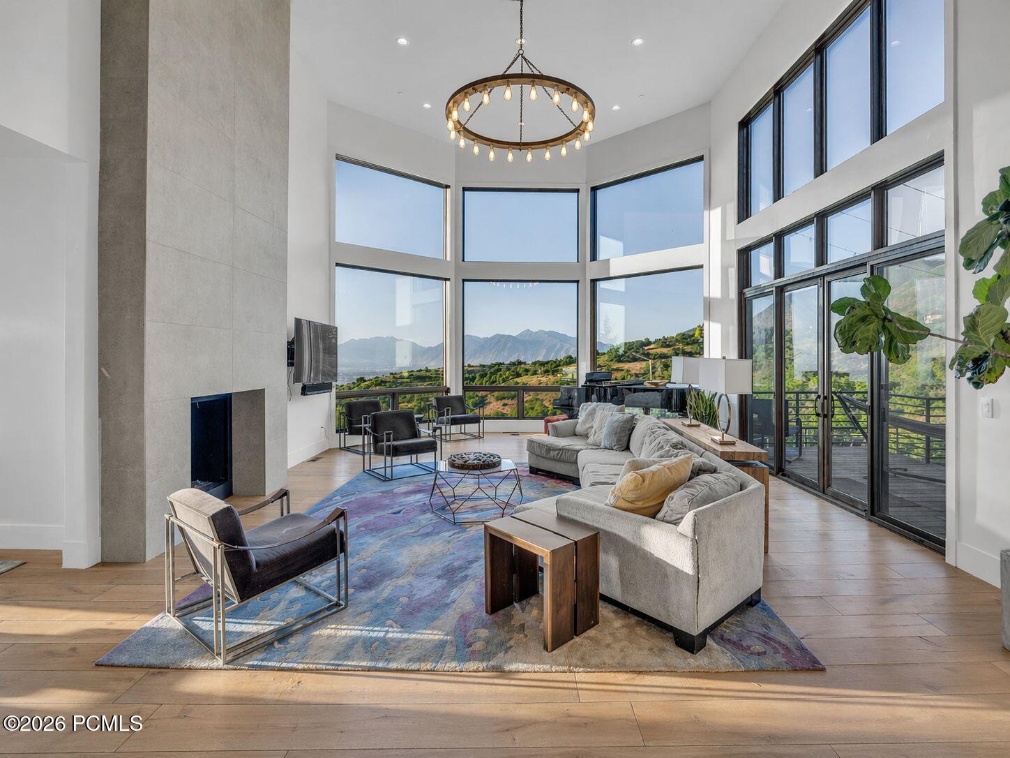 867 S Summit Creek Drive