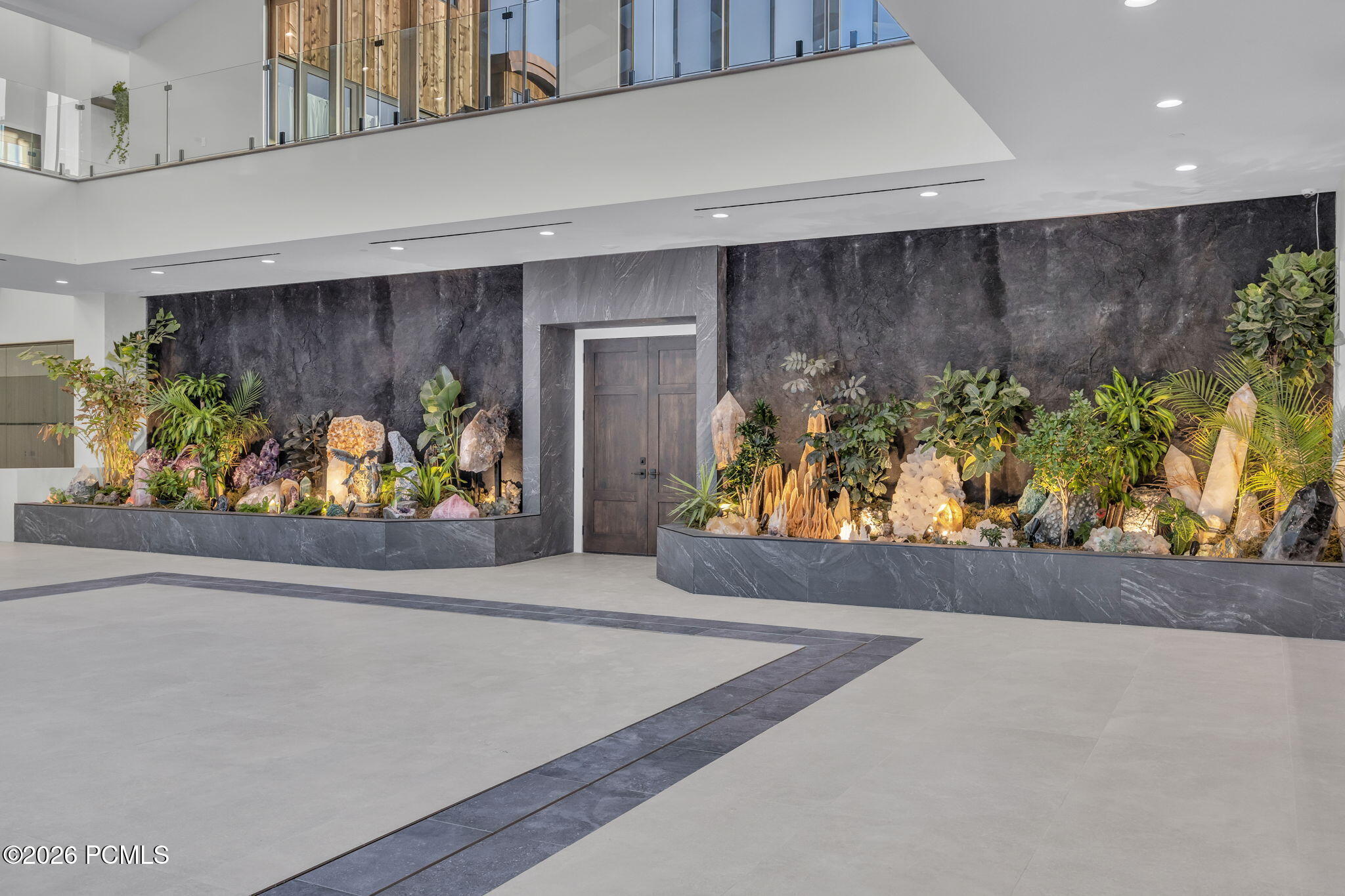 867 S Summit Creek Drive