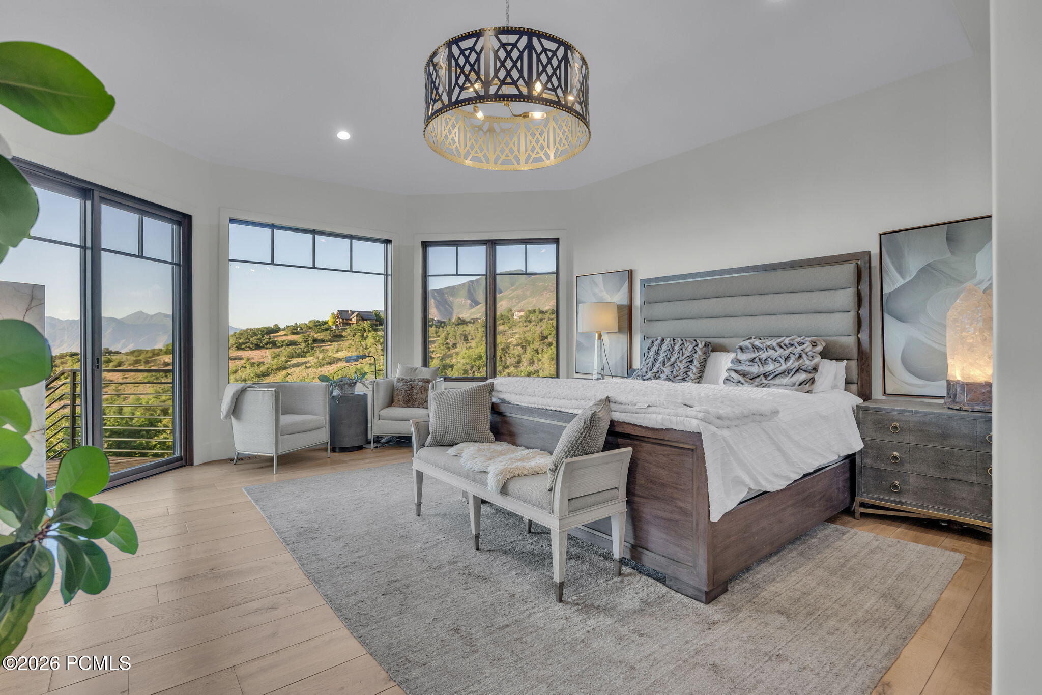 867 S Summit Creek Drive