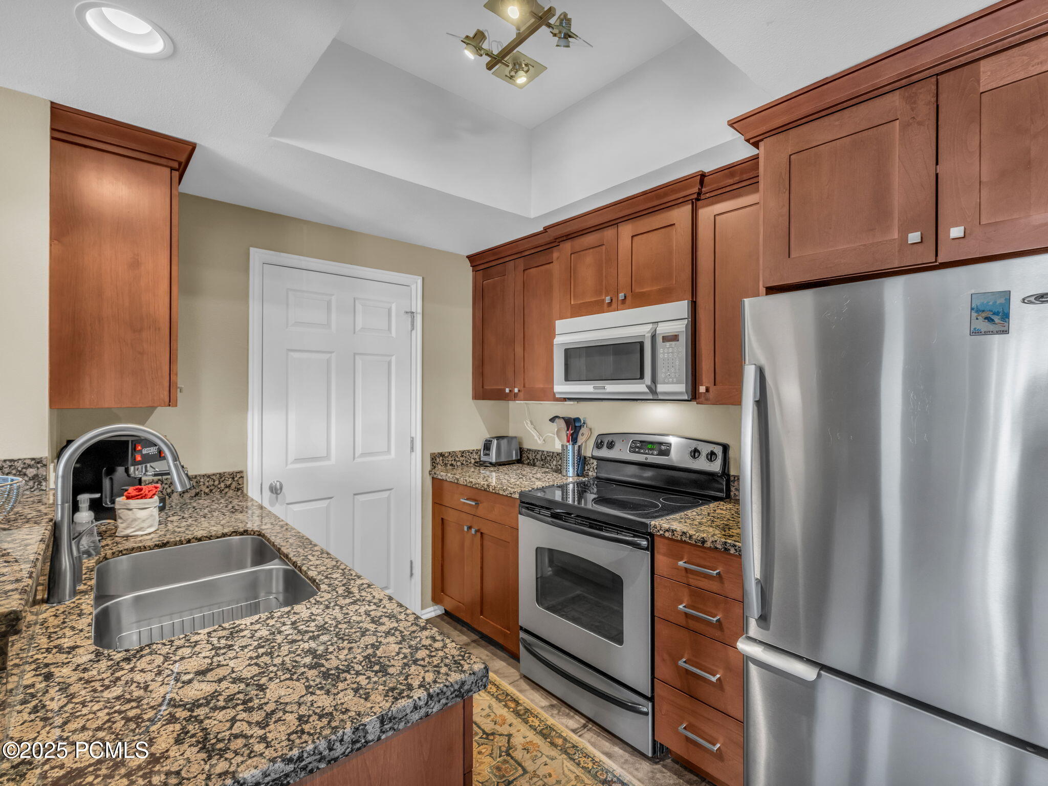 900 Bitner Road, Apt C24