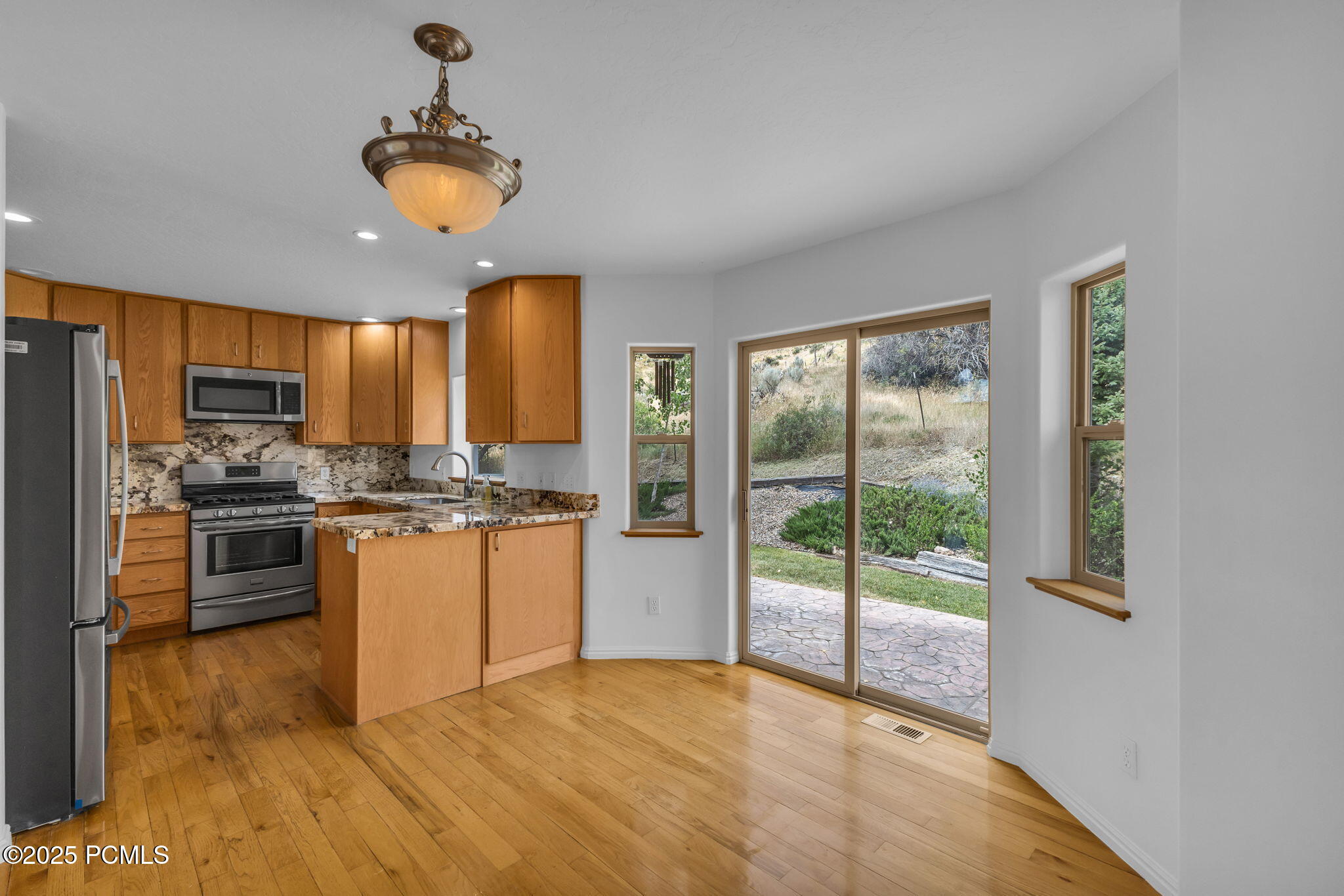 874 S West Hoytsville Road