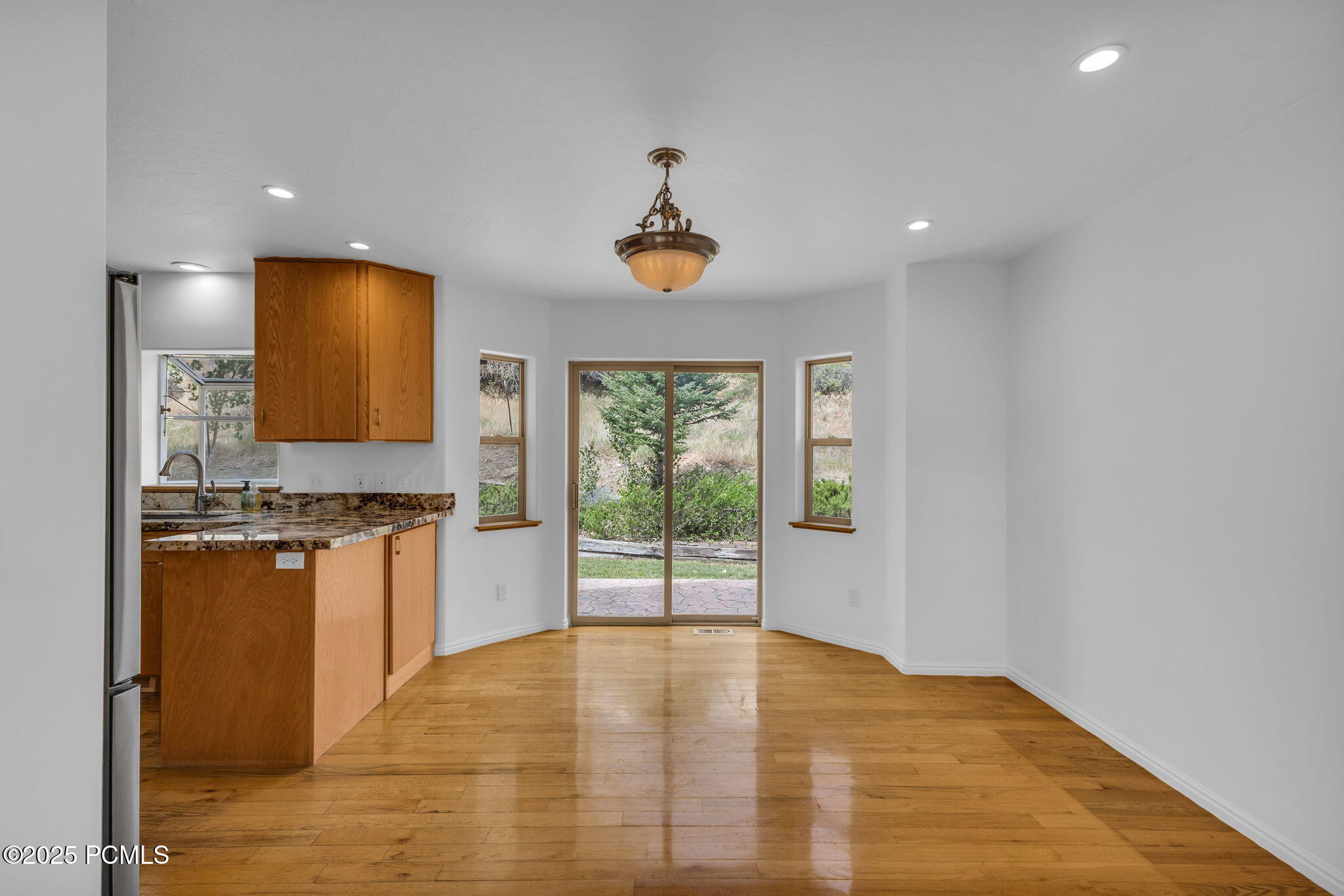 874 S West Hoytsville Road