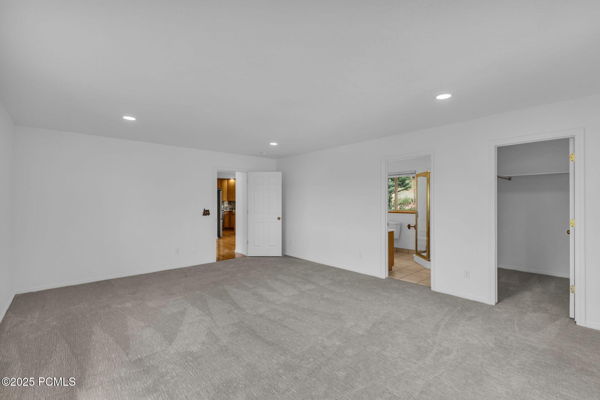 874 S West Hoytsville Road