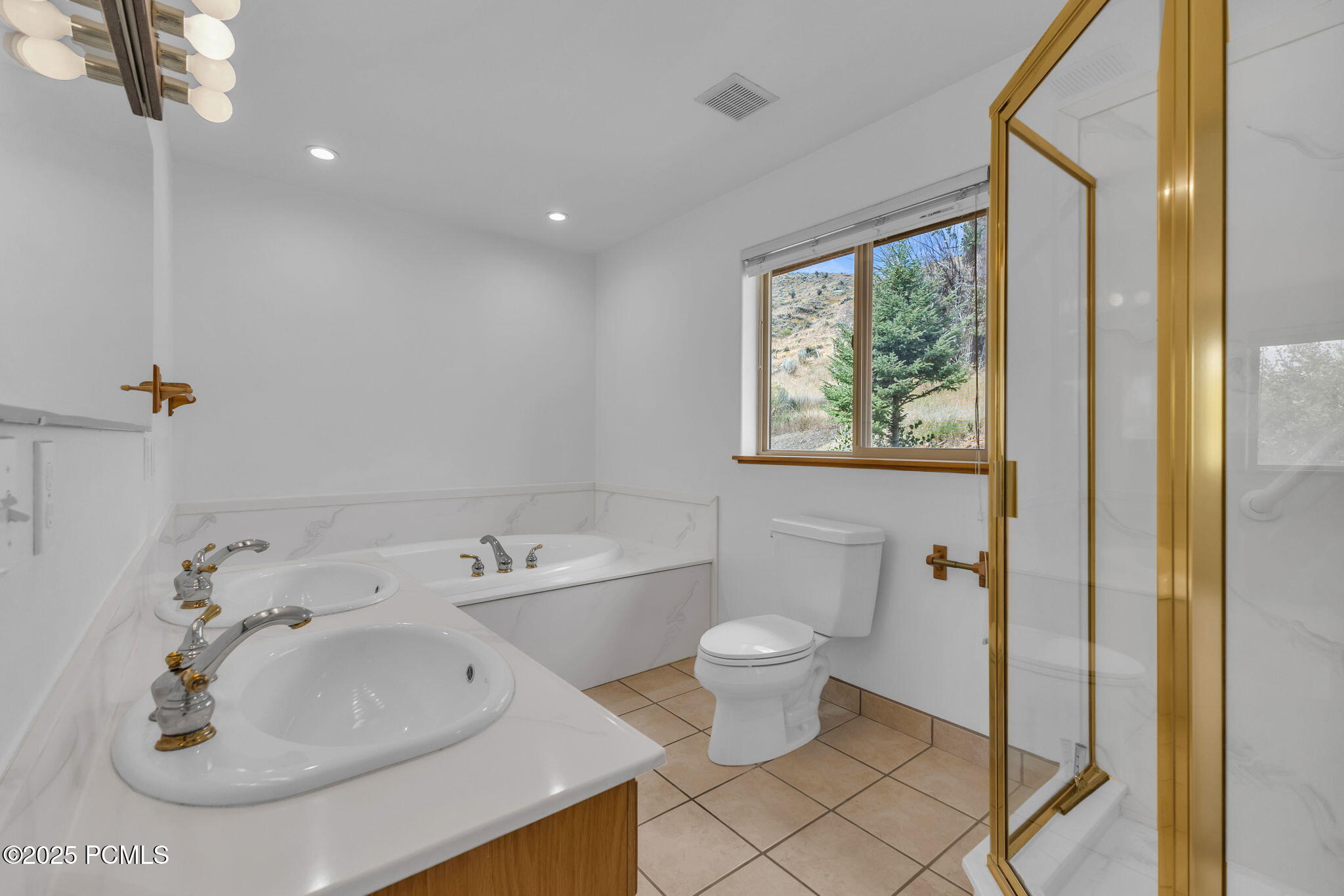 874 S West Hoytsville Road