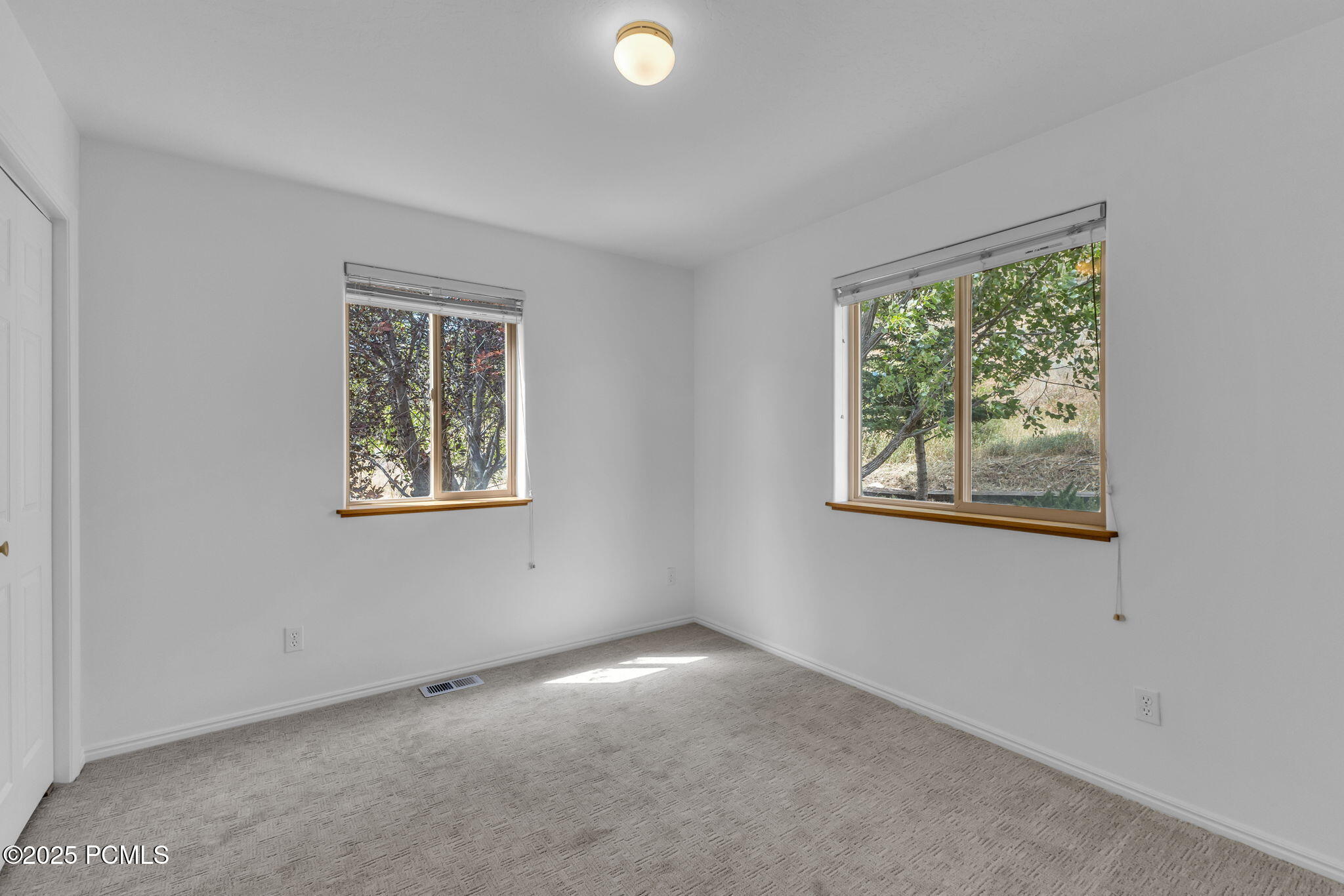 874 S West Hoytsville Road