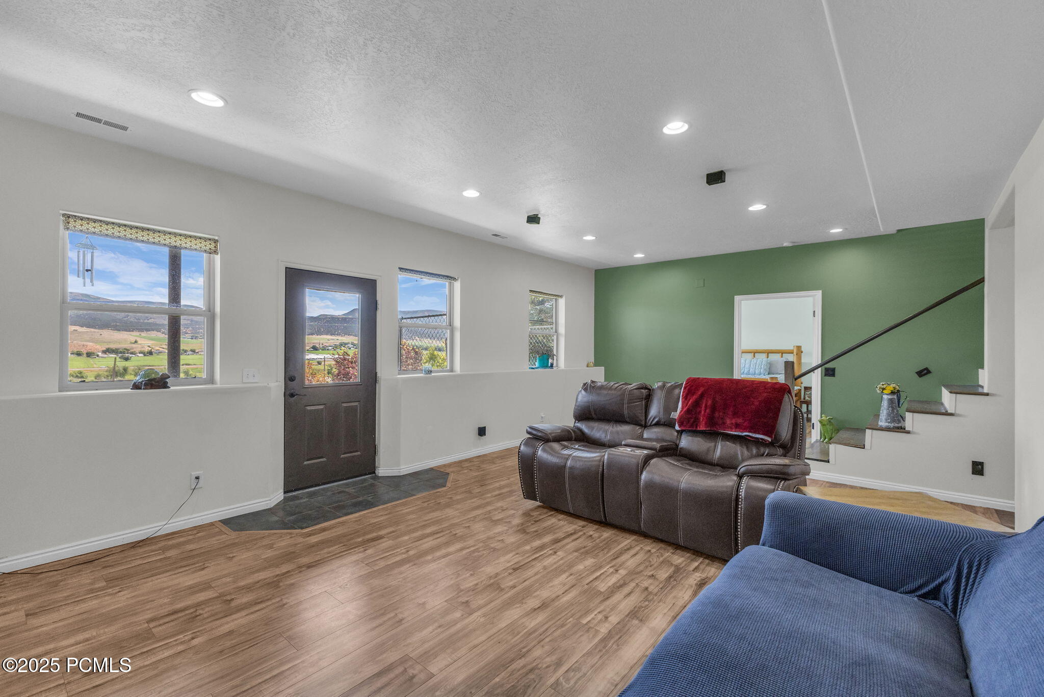 878 S West Hoytsville Road