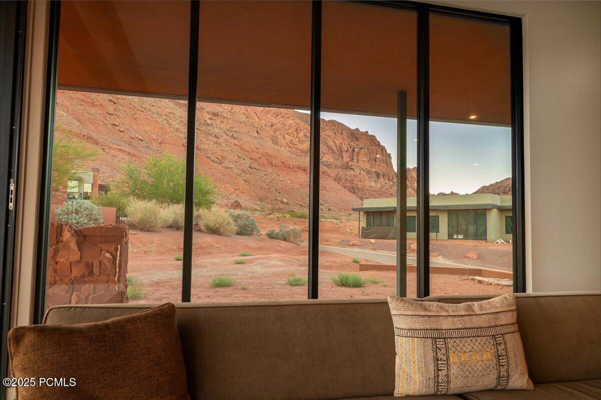 784 N Sanctuary Place