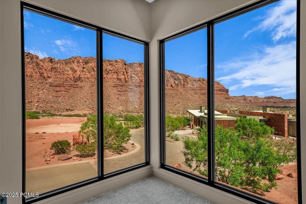 784 N Sanctuary Place