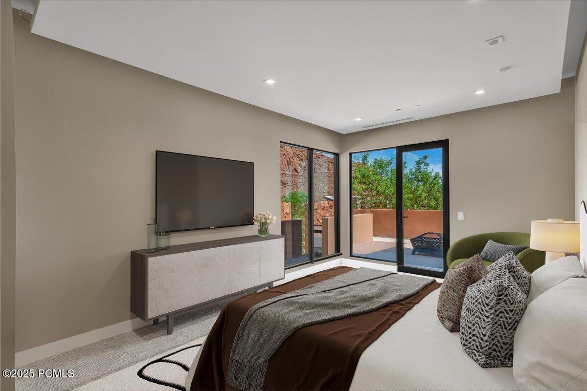 784 N Sanctuary Place