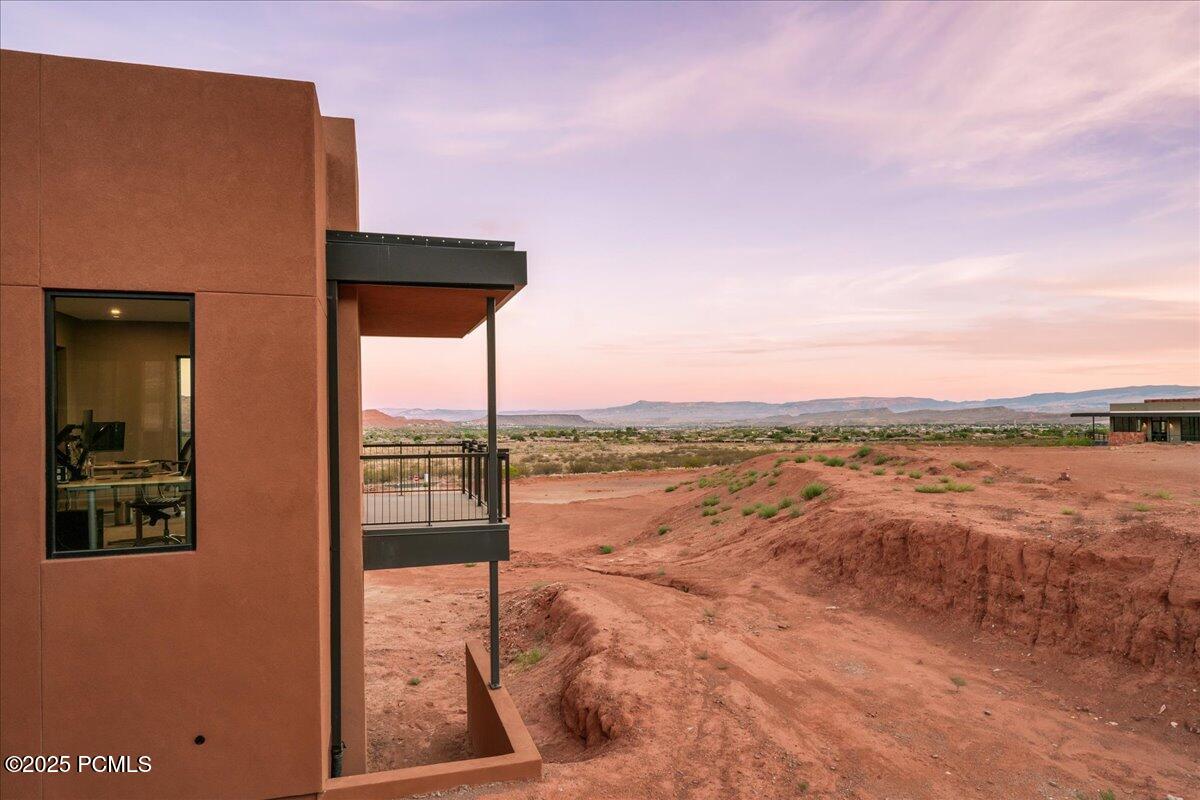 784 N Sanctuary Place